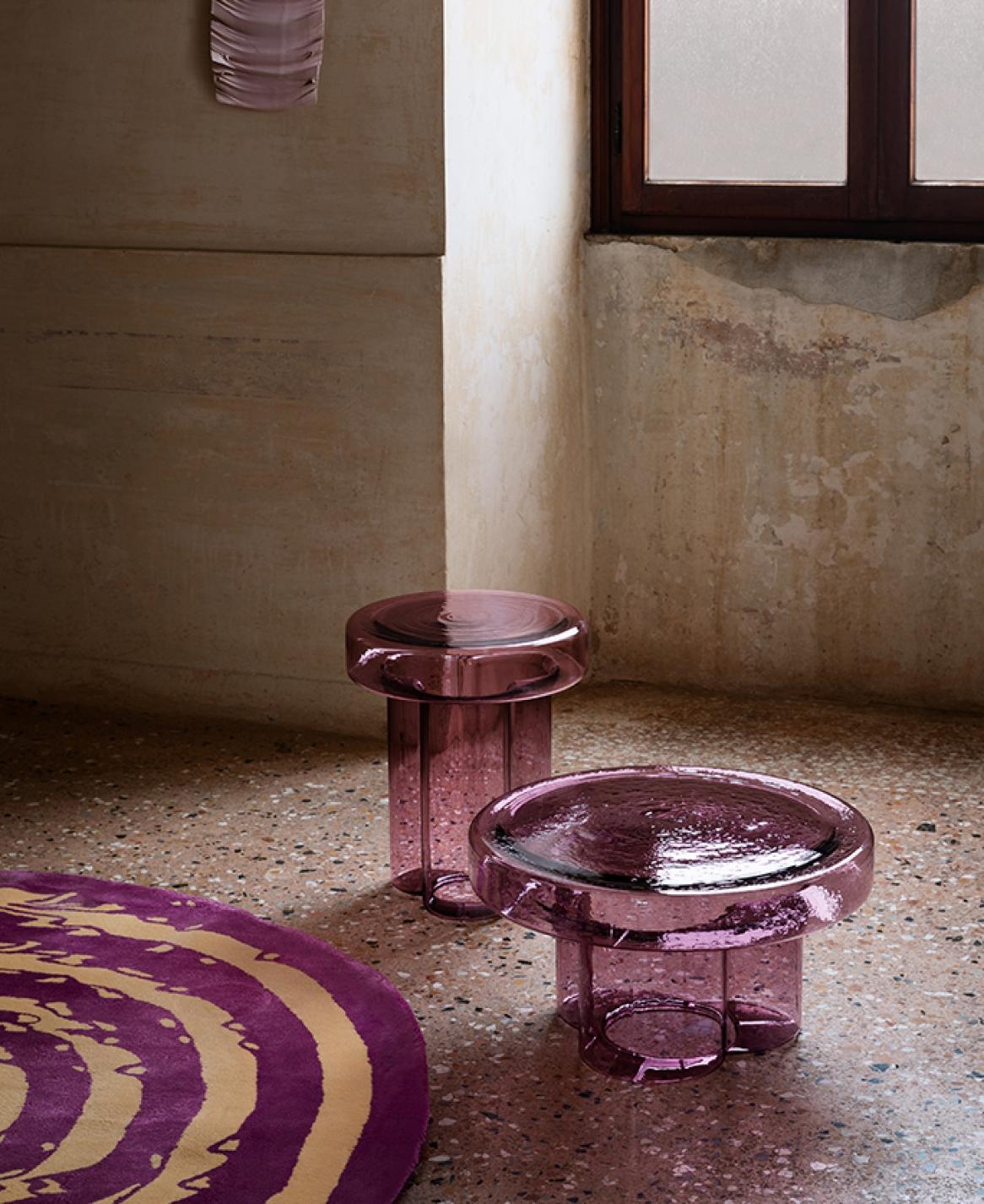 Niedriger Couchtisch aus mundgeblasenem Muranoglas in Petrolgrün von Yiannis Ghikas (Moderne) im Angebot