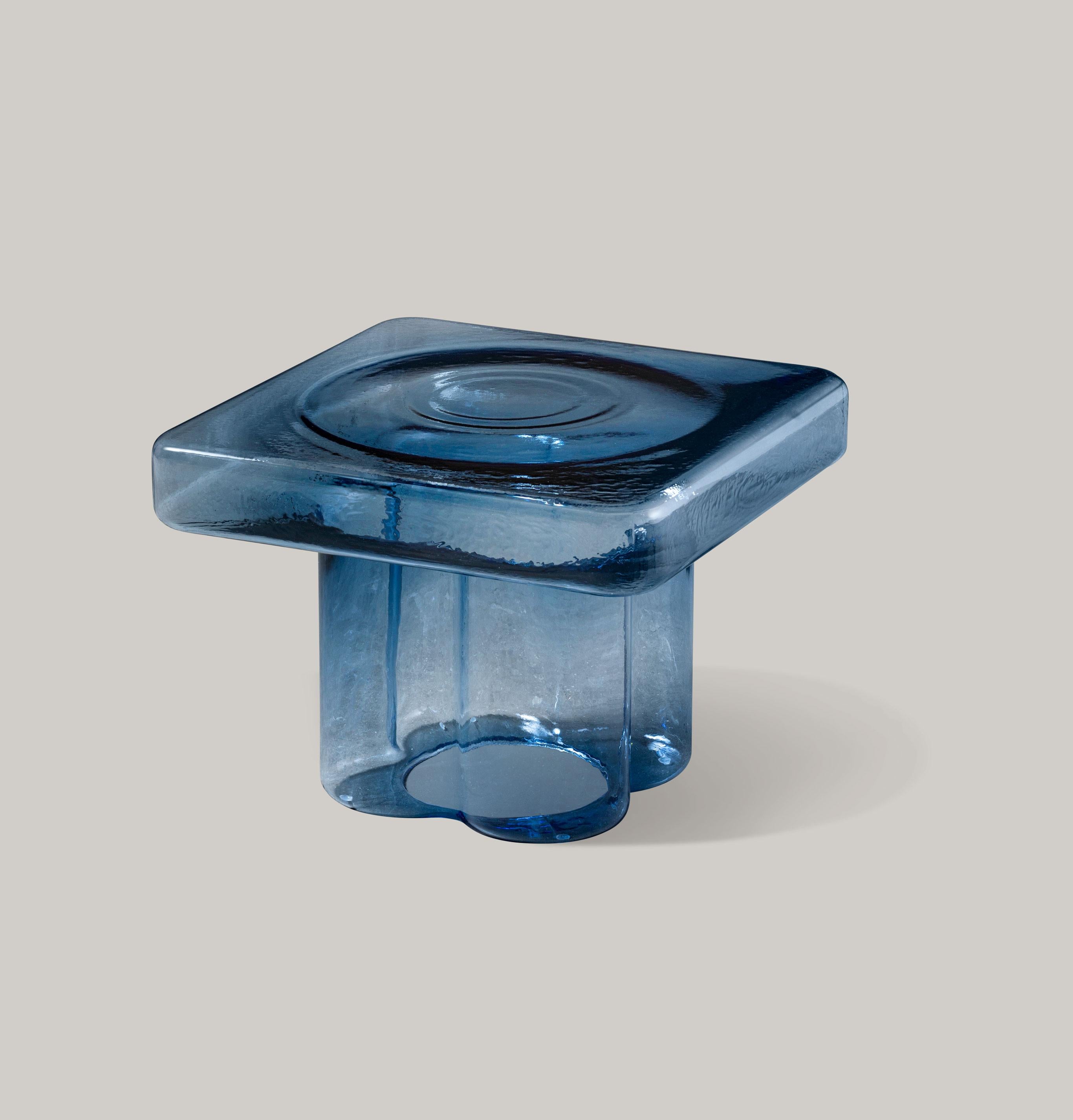 Soda-geblasenes Murano-Glas - zwei quadratische couchtische von Yiannis Ghikas (21. Jahrhundert und zeitgenössisch) im Angebot