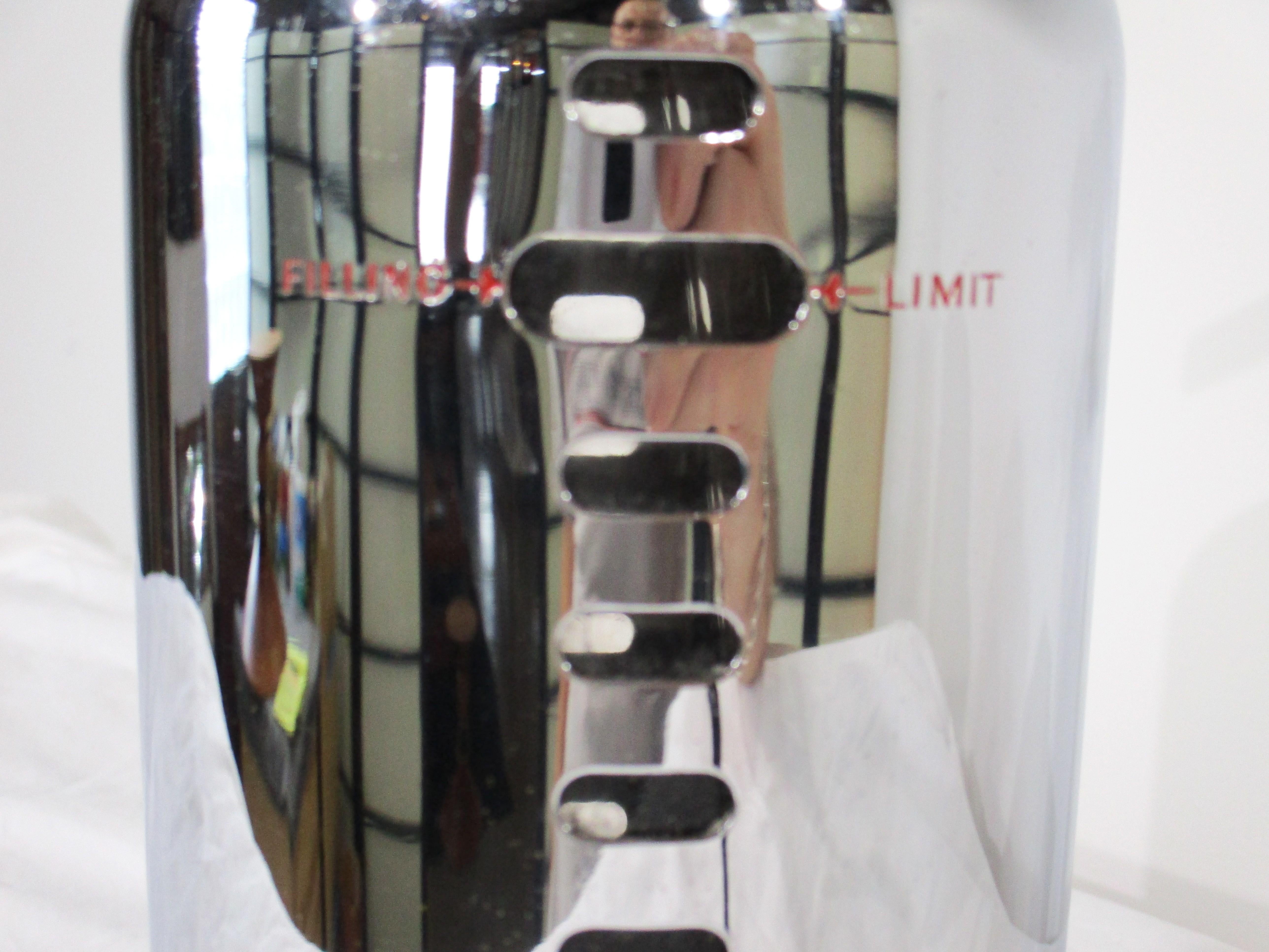 Soda King Barware Syphon Selter Art Deco Flasche (Metall) im Angebot