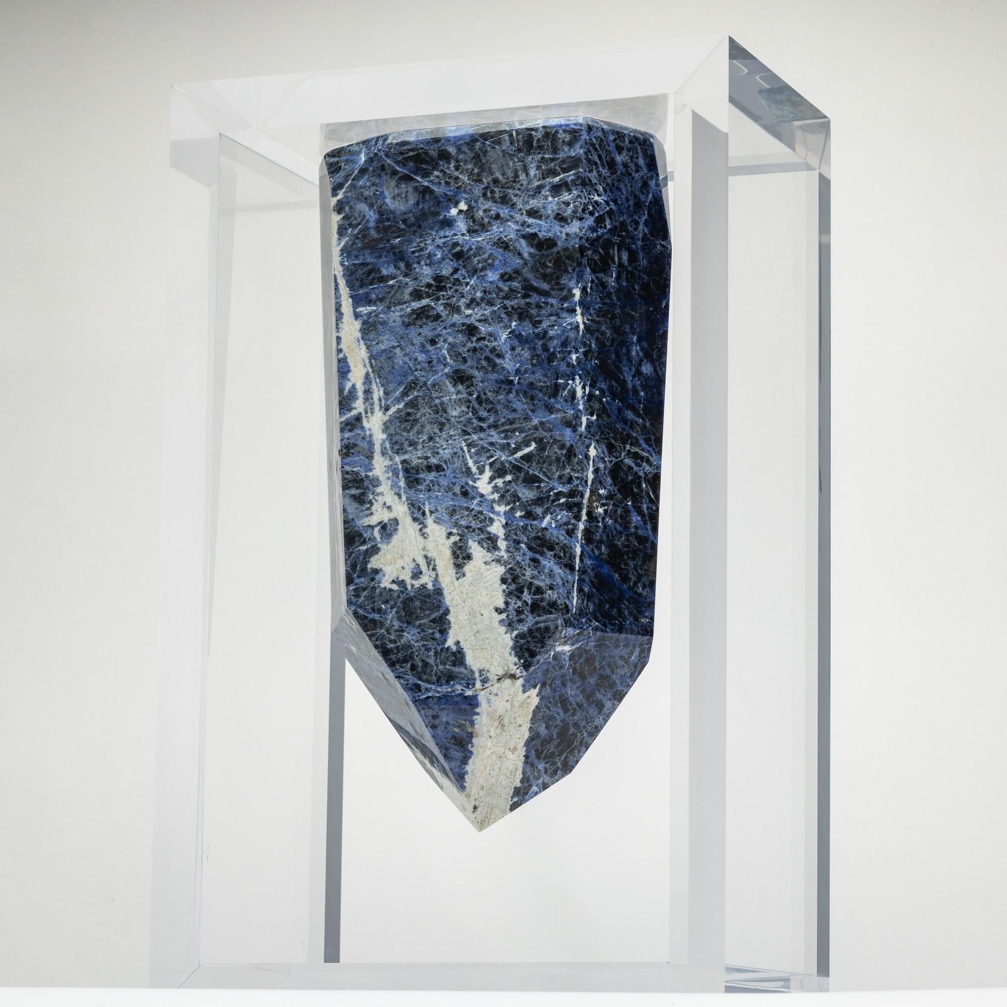 Brazilian Blue Sodalite Point mounted in original versatile acrylic display In New Condition In Polanco, CDMX