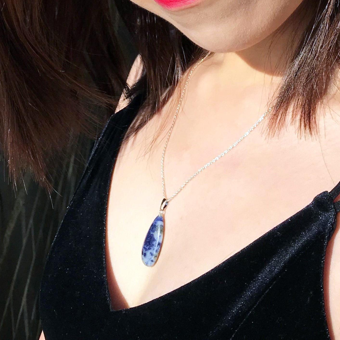 Sodalite Sterling Silver Necklace For Sale 1