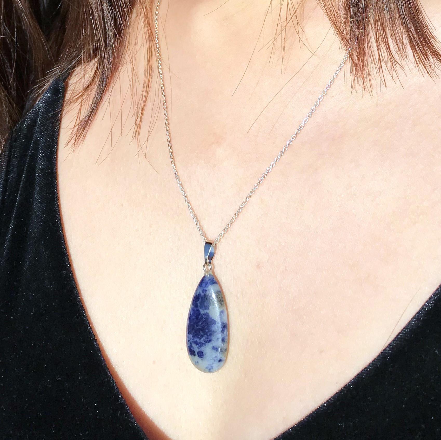 Sodalite Sterling Silver Necklace For Sale 3