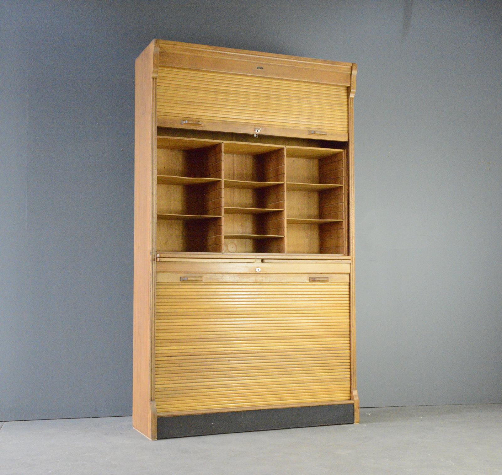Libreria con ante a tamburo di Soennecken, circa anni '20 in vendita 6