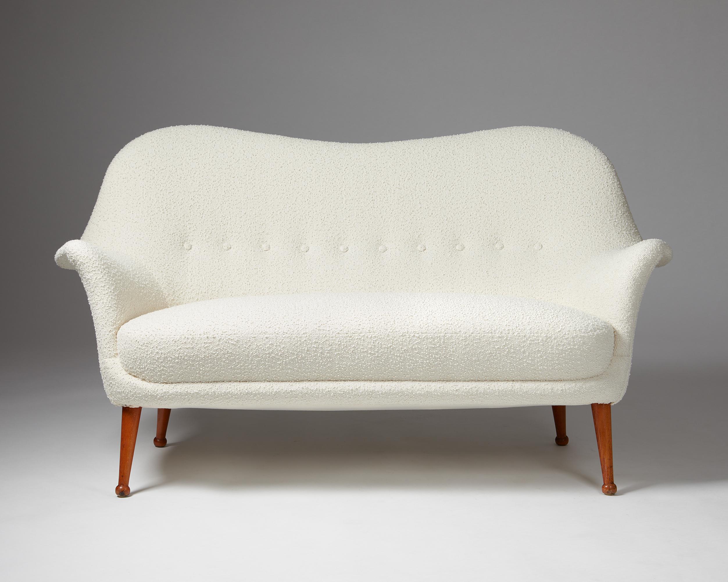 Tissu Canapé et fauteuil Divina conçus par Arne Norell, pour Norell Mbler, Suède en vente