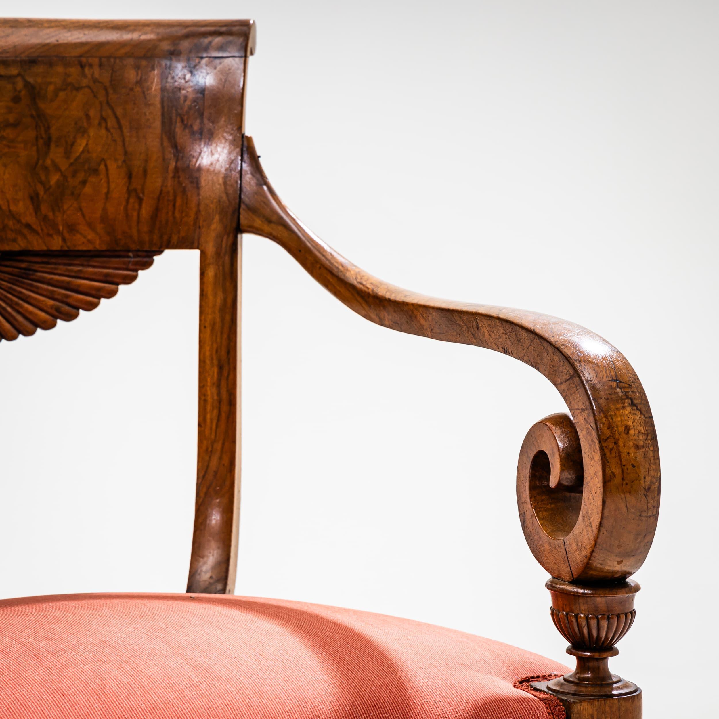 Sofa und Sessel, Italien um 1830 im Angebot 5