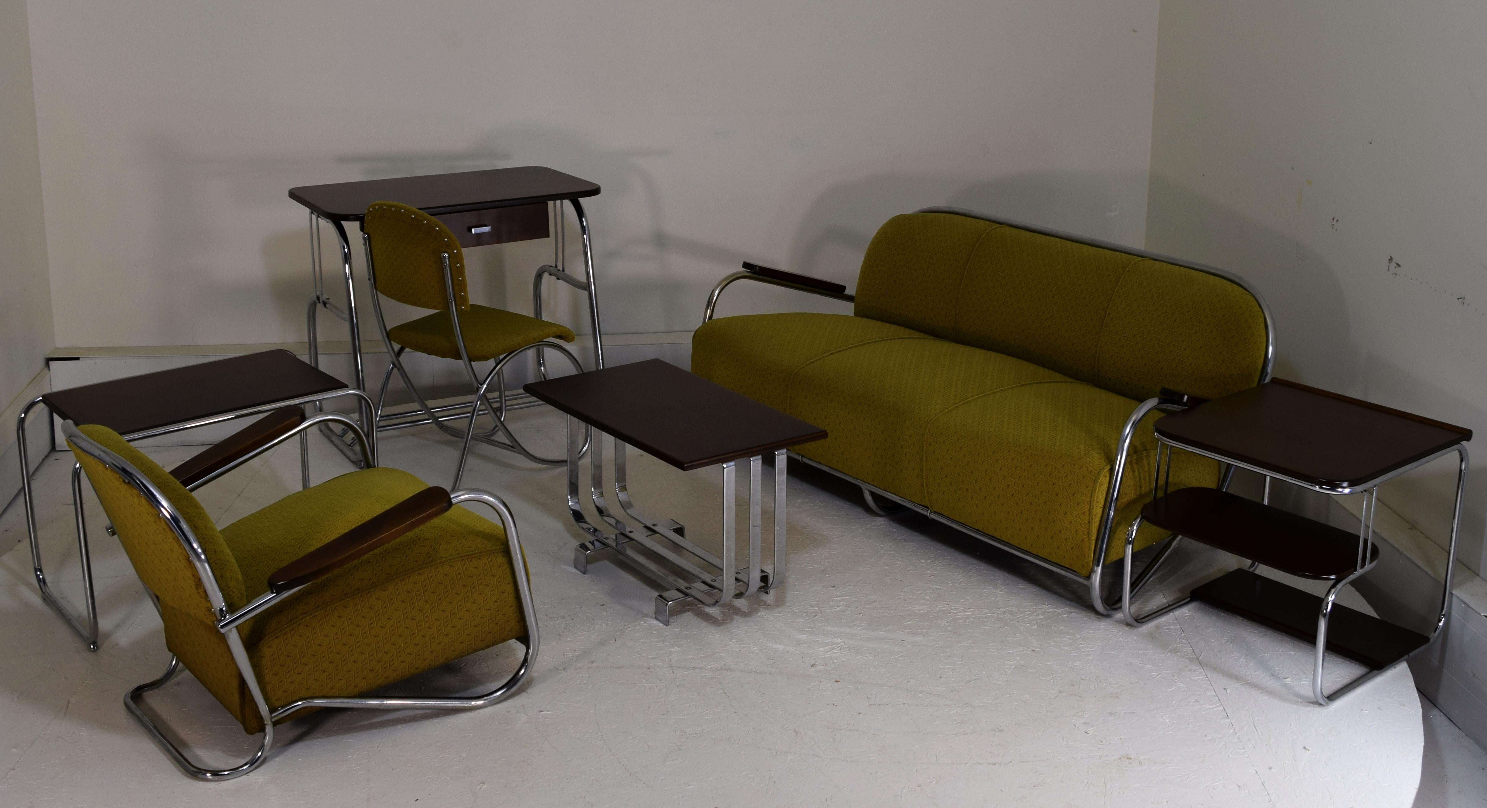 Streamline Moderne iconic design by Karl Emanuel Martin (K.E.M.) Weber designed in 1935 and manufactured '35-37 by Lloyd Manufacturing. Uncommon and most sought after form of seating suite in original fabric. Comes with rare provenance - a copy of