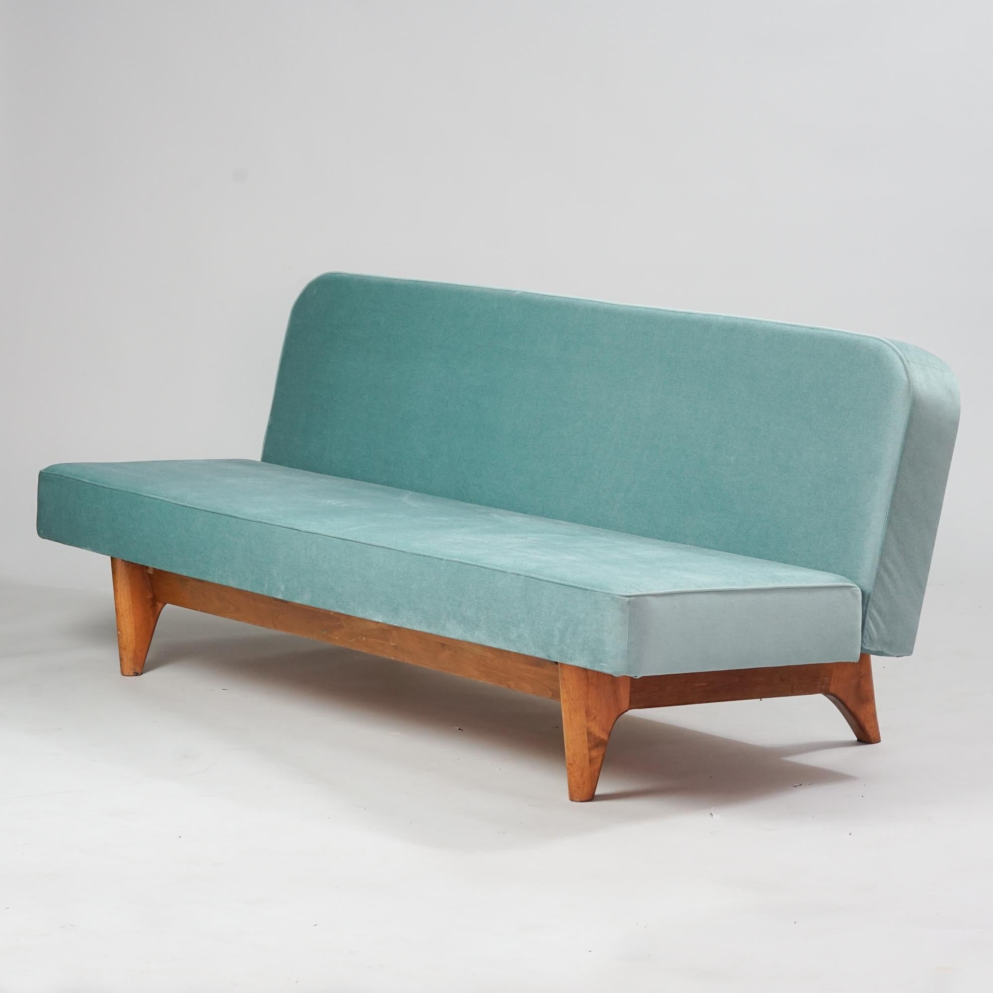 Reclining sofa, manufactured in Finland, 1940/1950s. Stained birch frame, reupholstered with quality Lauritzon's Baby Velour 14 -fabric. Good vintage condition, minor patina consistent with age and use. 