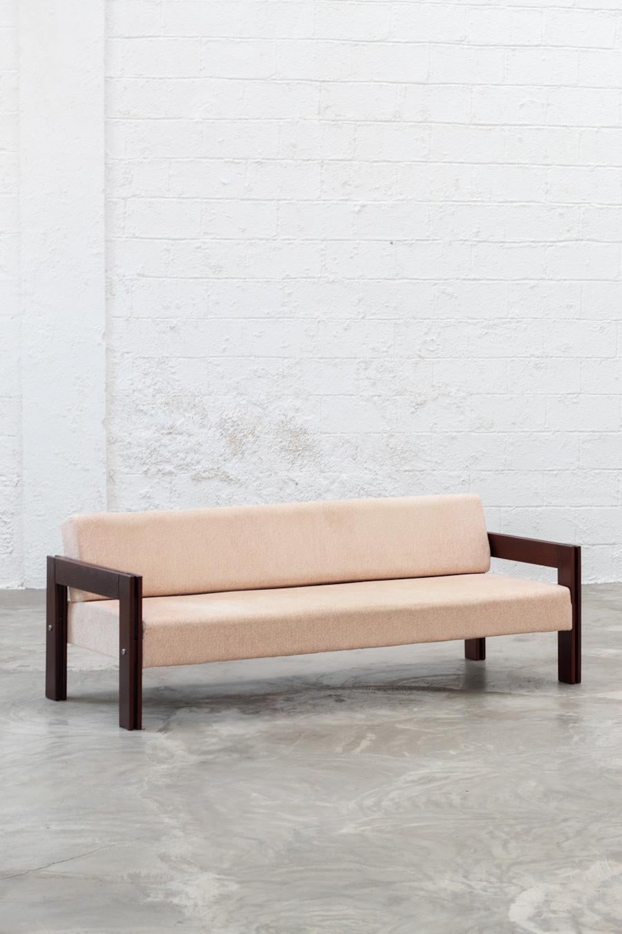 sofa bed with daybed, MP-85 design by Percival Lafer, 1970. For Sale 3