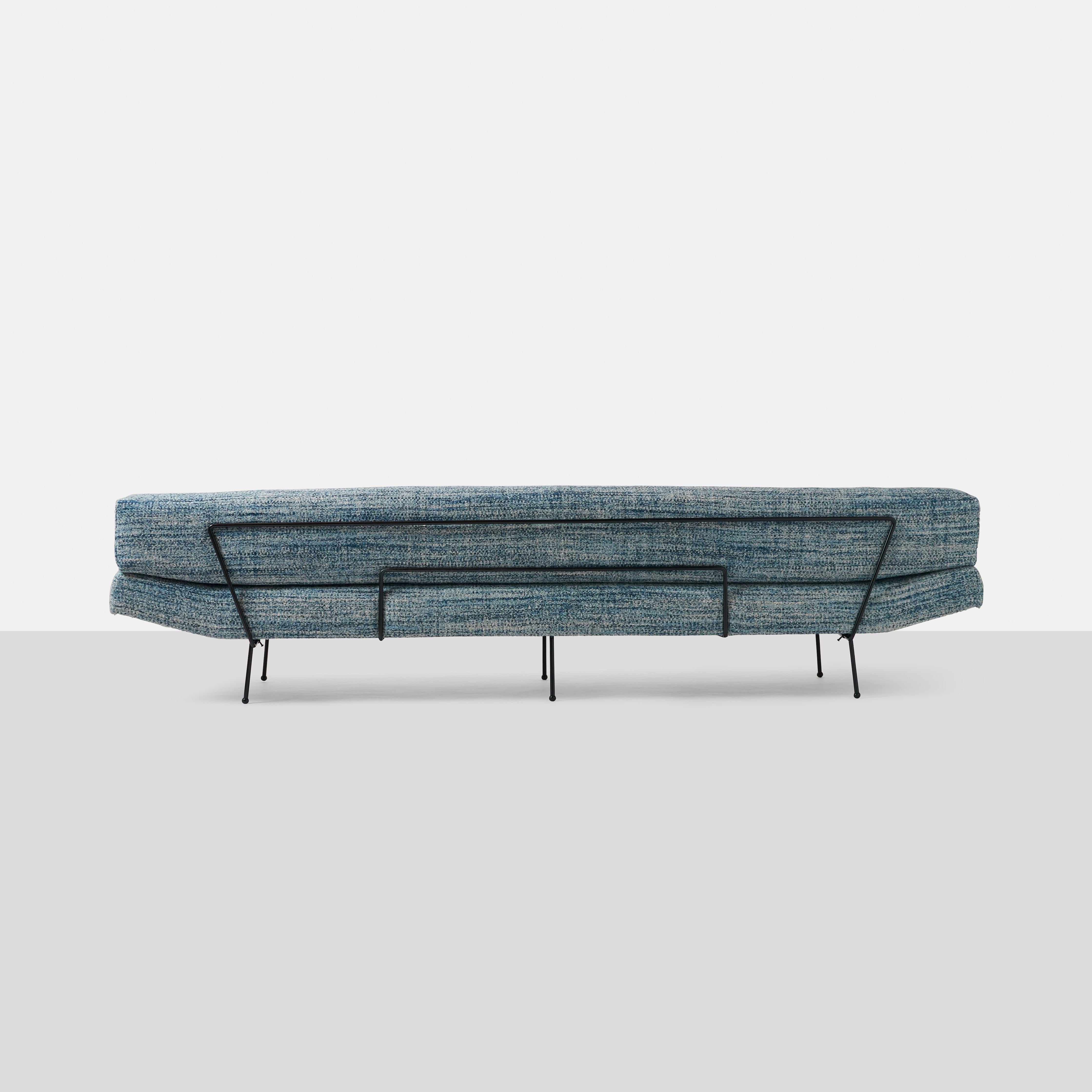 Sofa von Adrian Pearsall für Craft Associates im Zustand „Gut“ im Angebot in San Francisco, CA