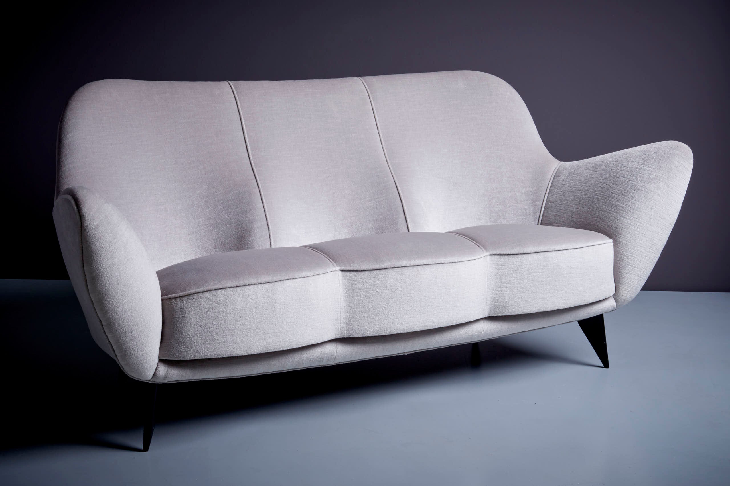 Sofa by Guglielmo Veronesi for ISA Bergamo in Silver / Light Gray, Italy, 1950s