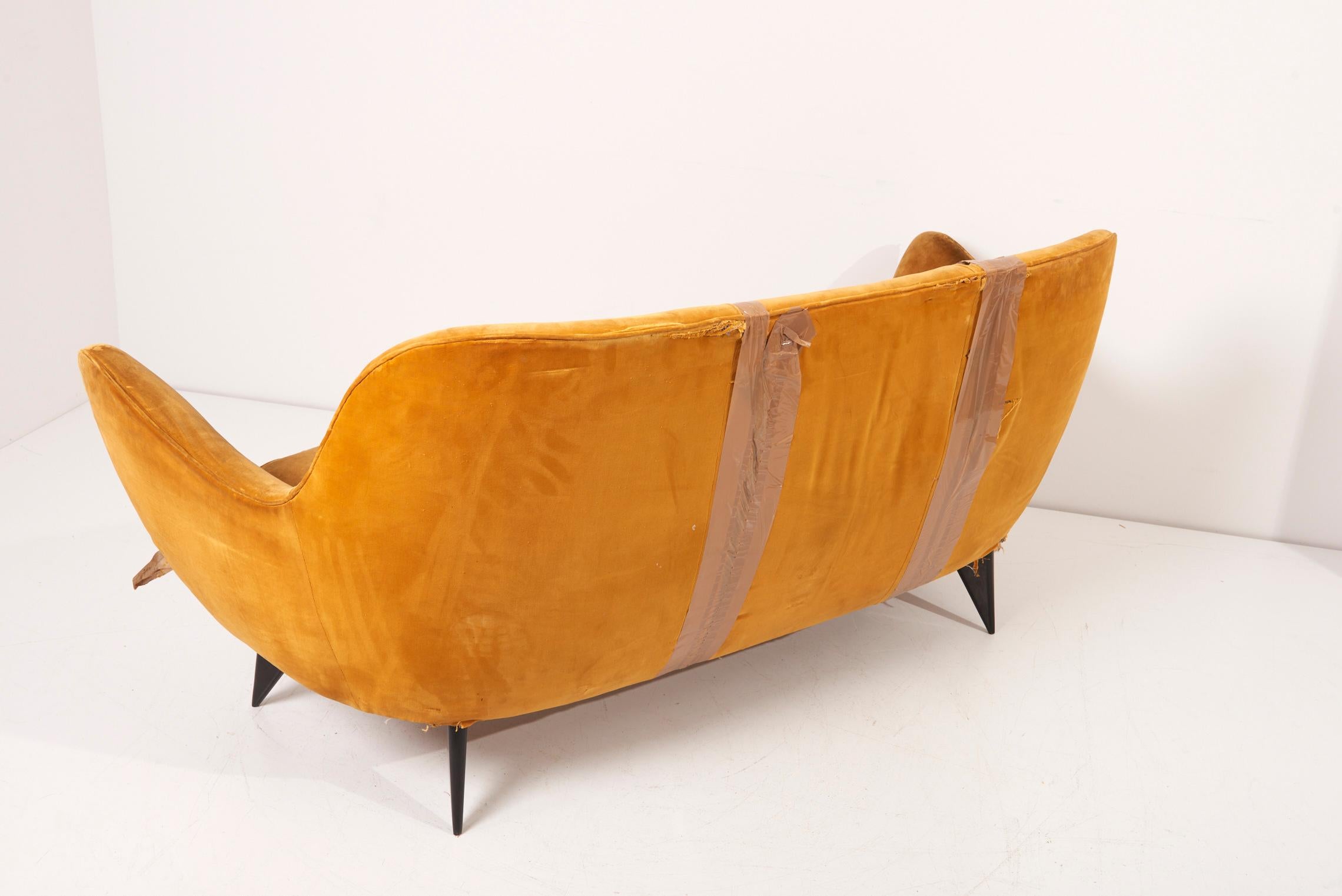 Sofa by Guglielmo Veronesi for ISA Bergamo, Italy, 1950s 4