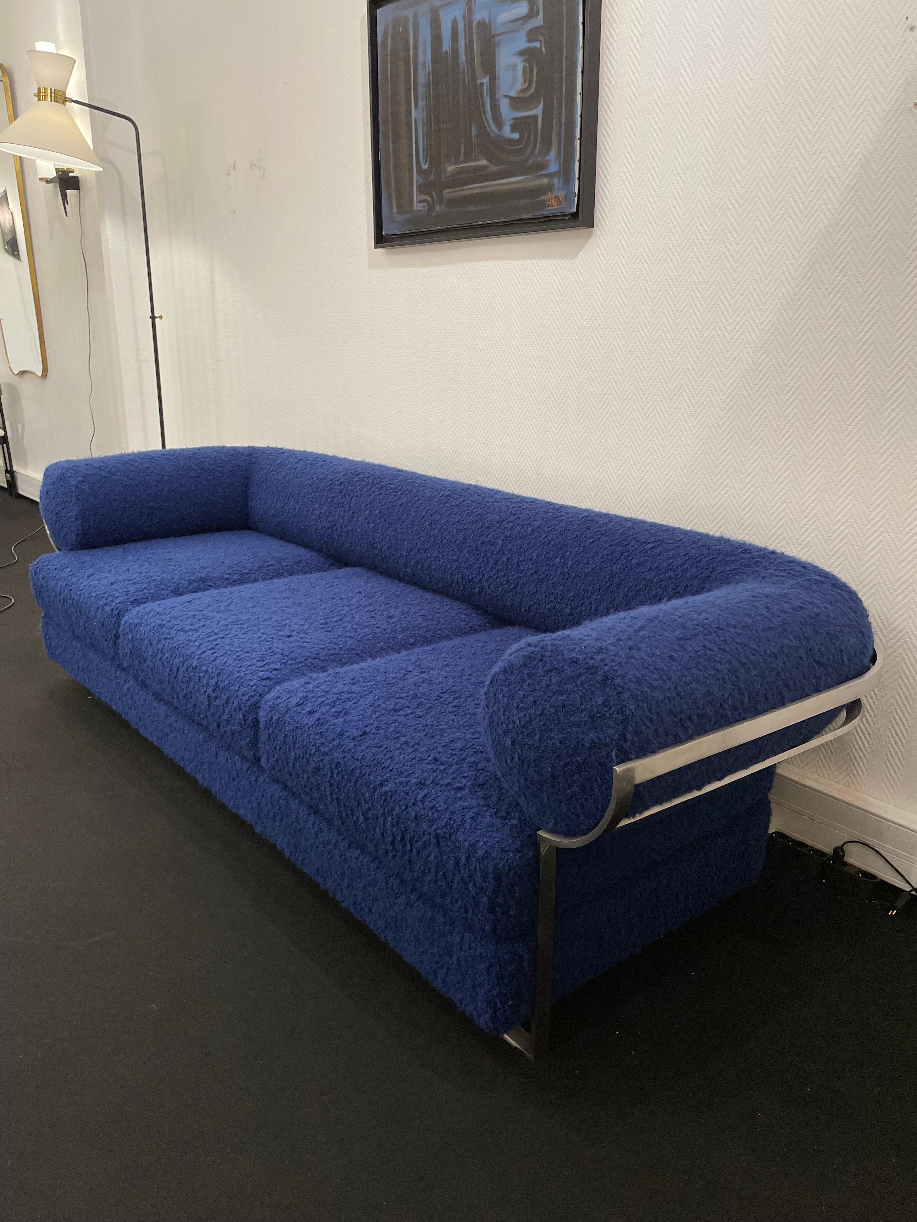 Sofa Apollo by Jacques Charpentier from 70 
Metal and fabric Pierre Frey.