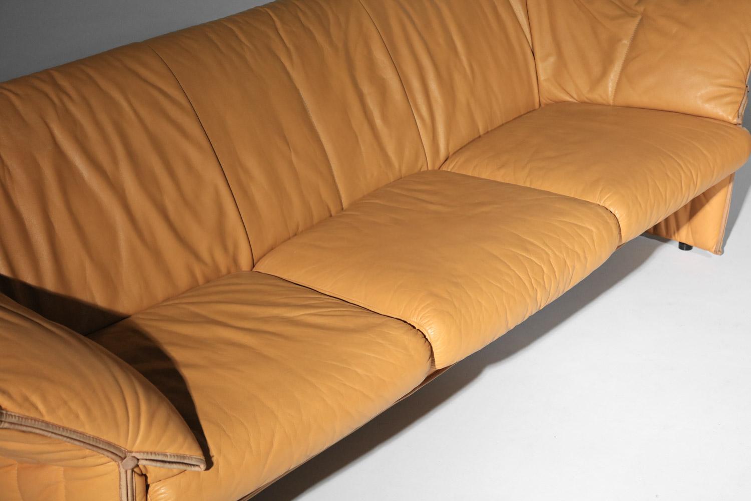 Sofa by mario bellini model “Le stelle” for B&B italia leather For Sale 4