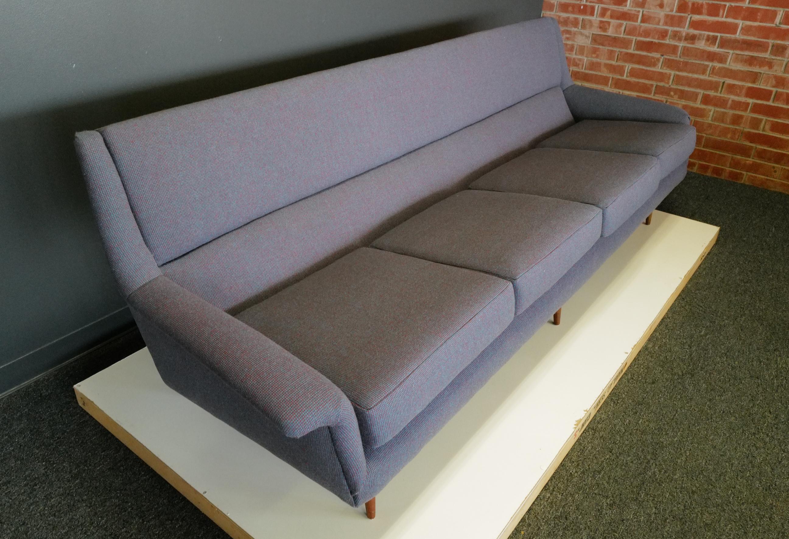 Sofa by Milo Baughman  For Sale 3