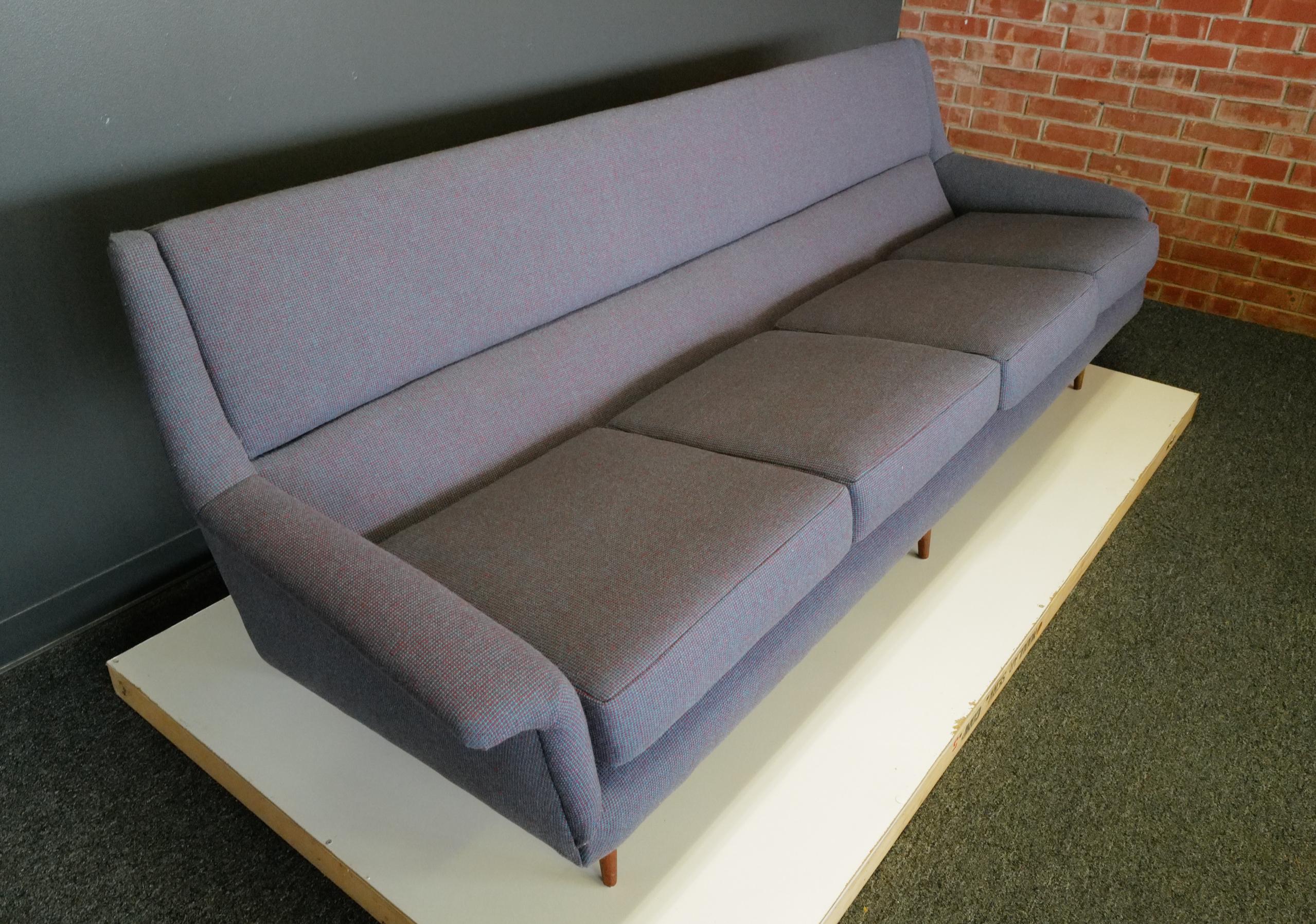 Sofa by Milo Baughman  For Sale 5