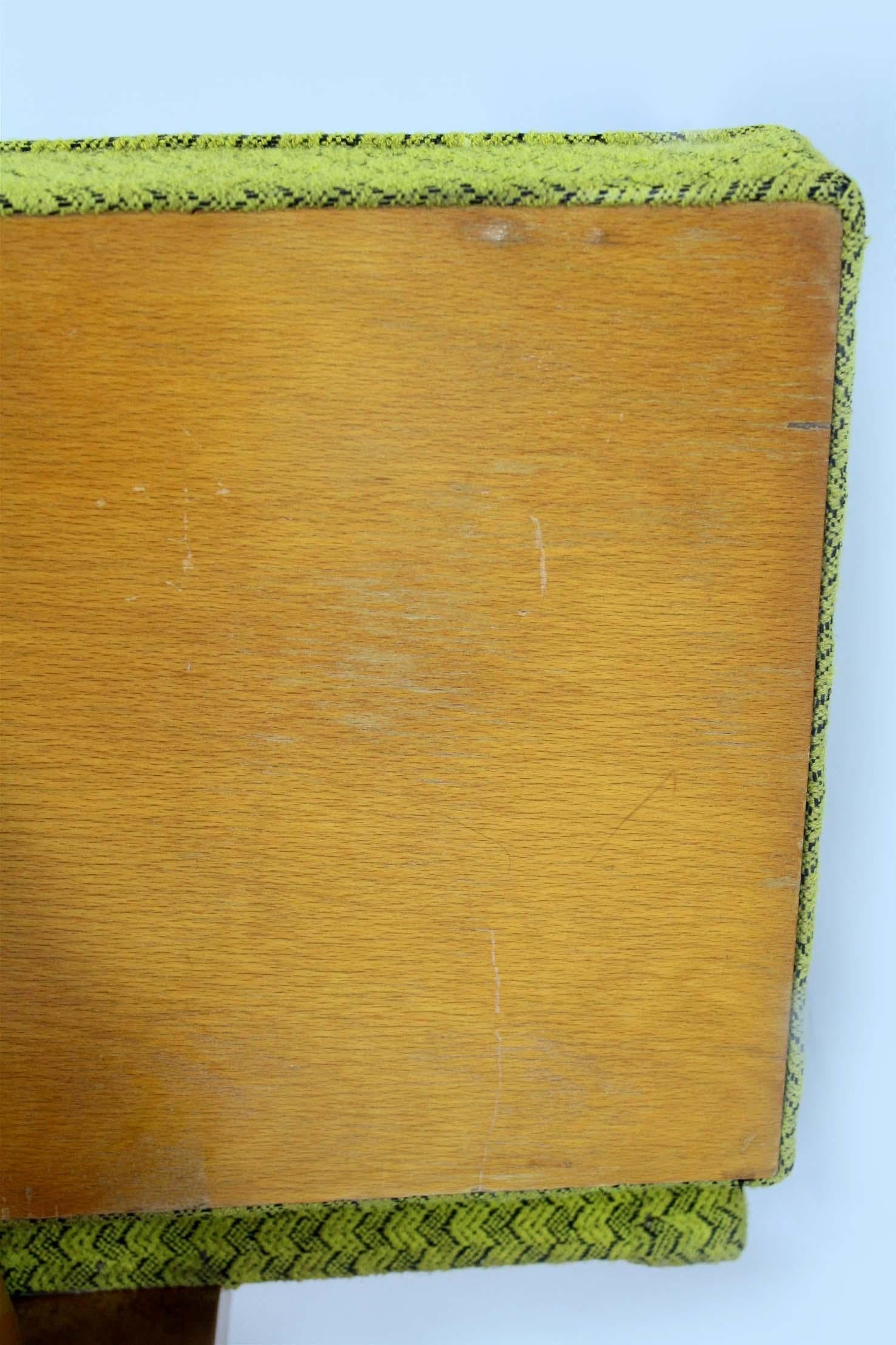 Sofa by Miroslav Navratil for Drevopodnik Brno, 1960s 8