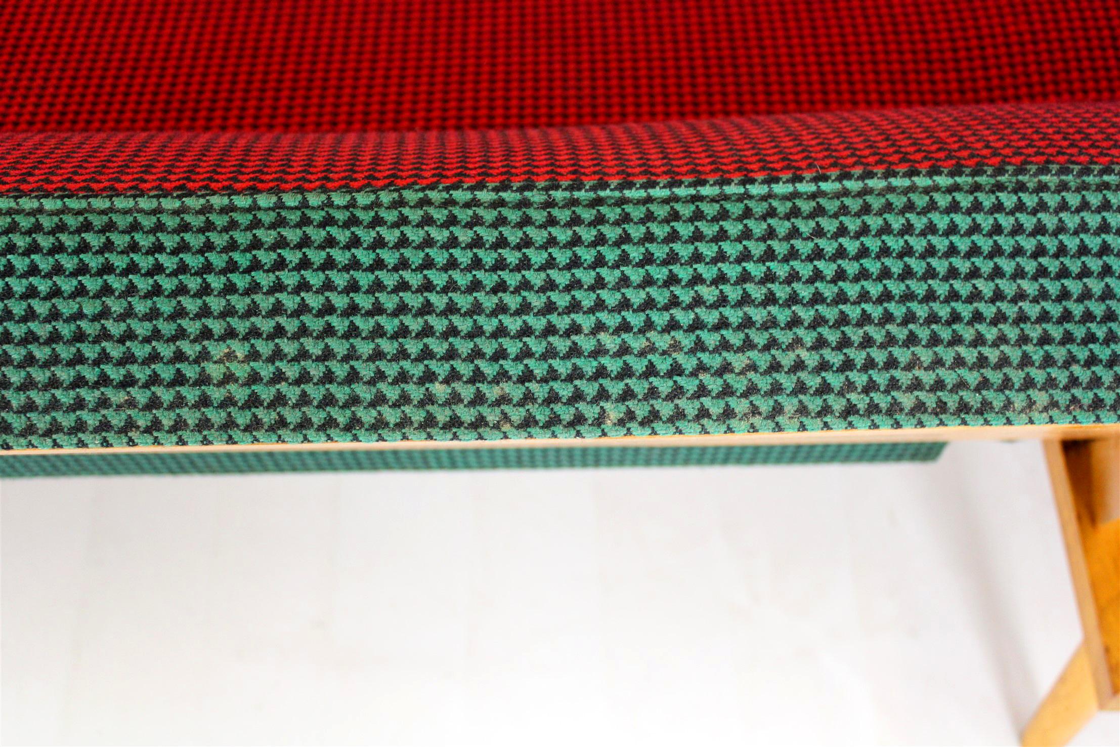 Sofa by Miroslav Navratil for Drevopodnik Brno, 1960s im Angebot 11