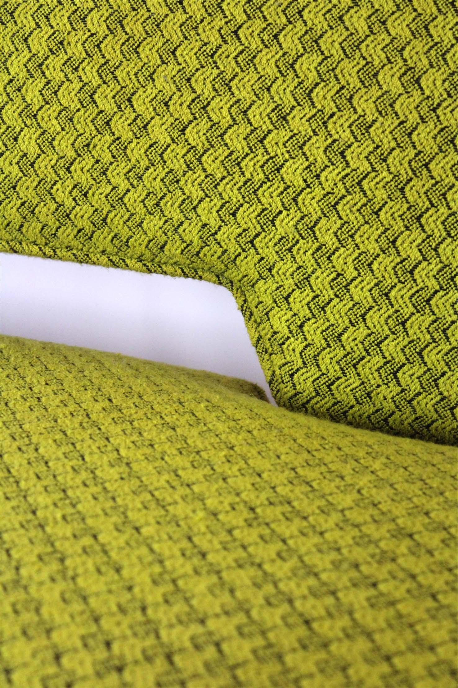 Mid-Century Modern Sofa by Miroslav Navratil for Drevopodnik Brno, 1960s