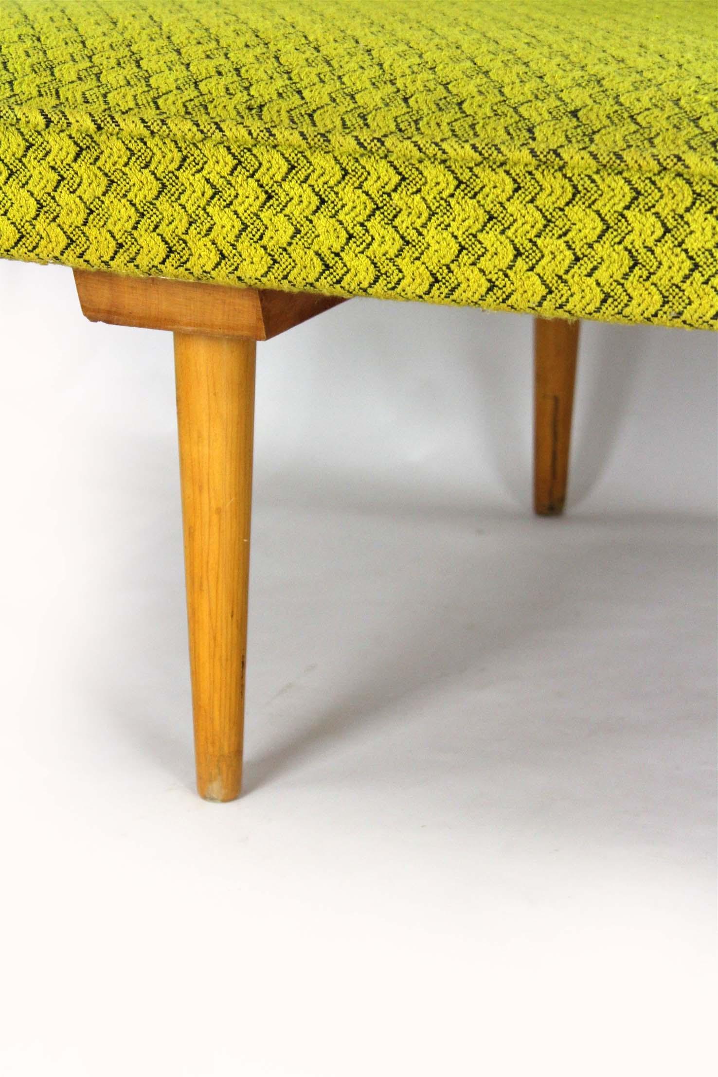 Sofa by Miroslav Navratil for Drevopodnik Brno, 1960s In Fair Condition In Żory, PL