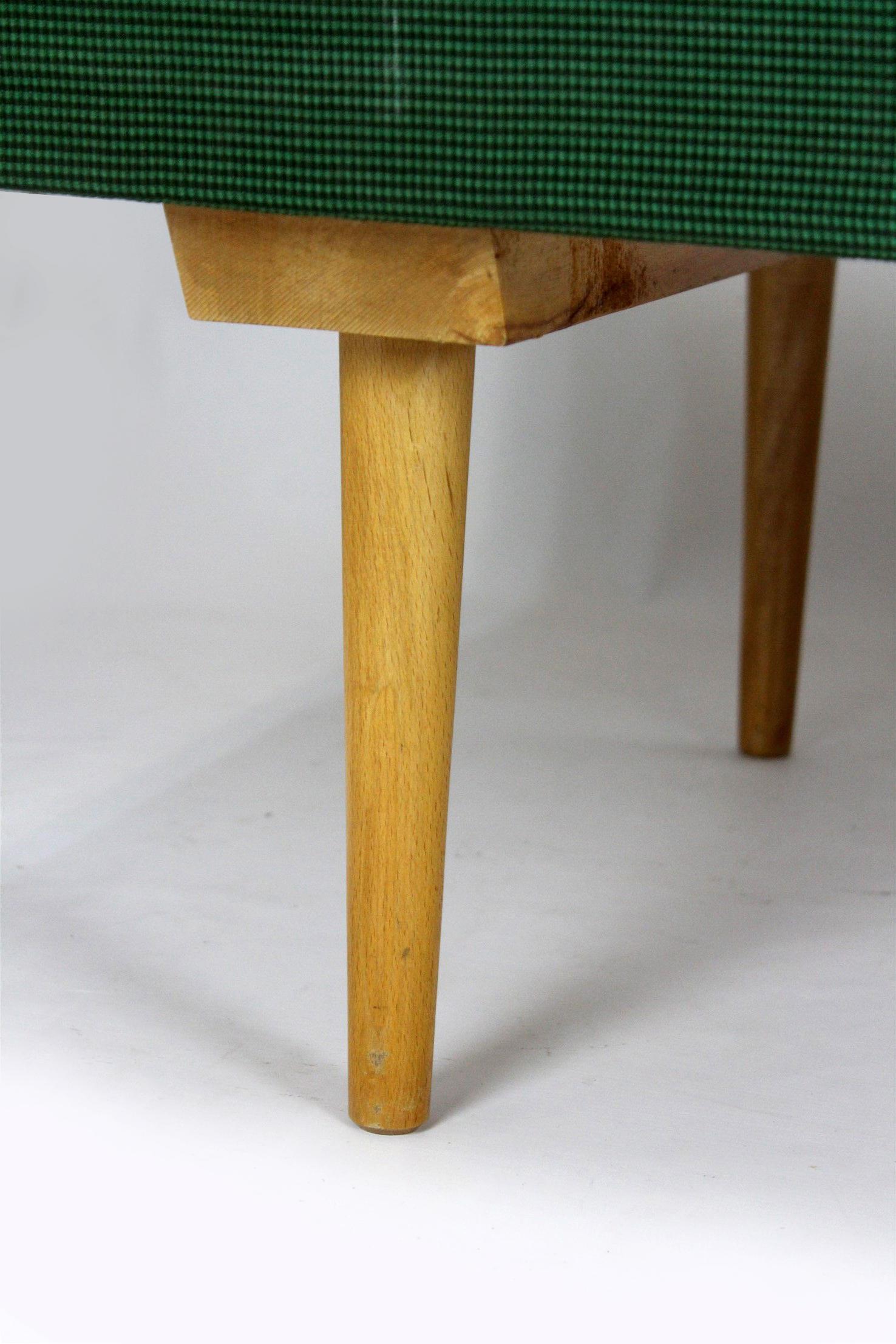 Sofa by Miroslav Navratil for Drevopodnik Brno, 1969 2