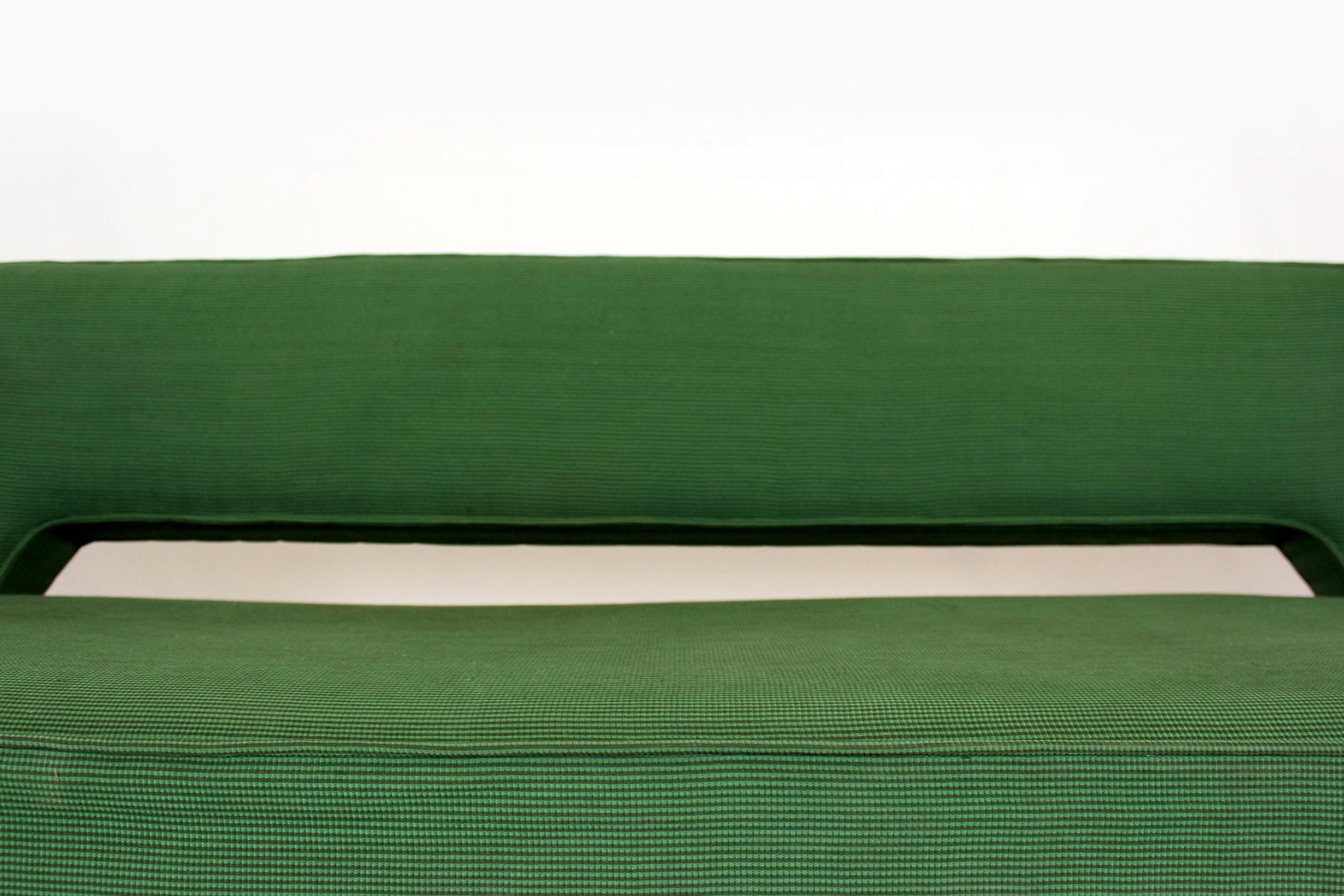 Sofa by Miroslav Navratil for Drevopodnik Brno, 1969 3