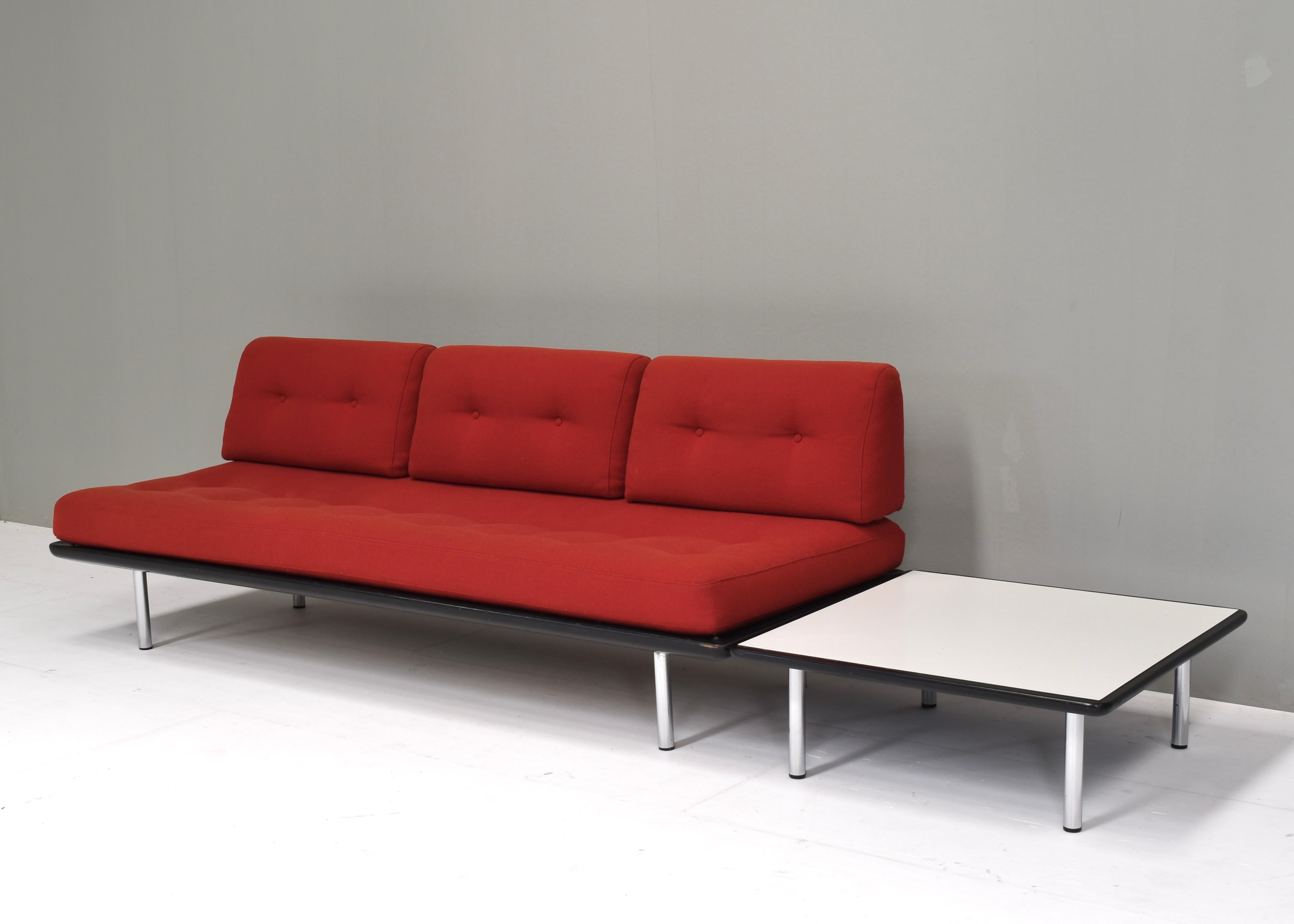 Mid-Century Modern Sofa by or in the Style of Martin Visser or Kho Liang Ie, Netherlands, 1960s For Sale