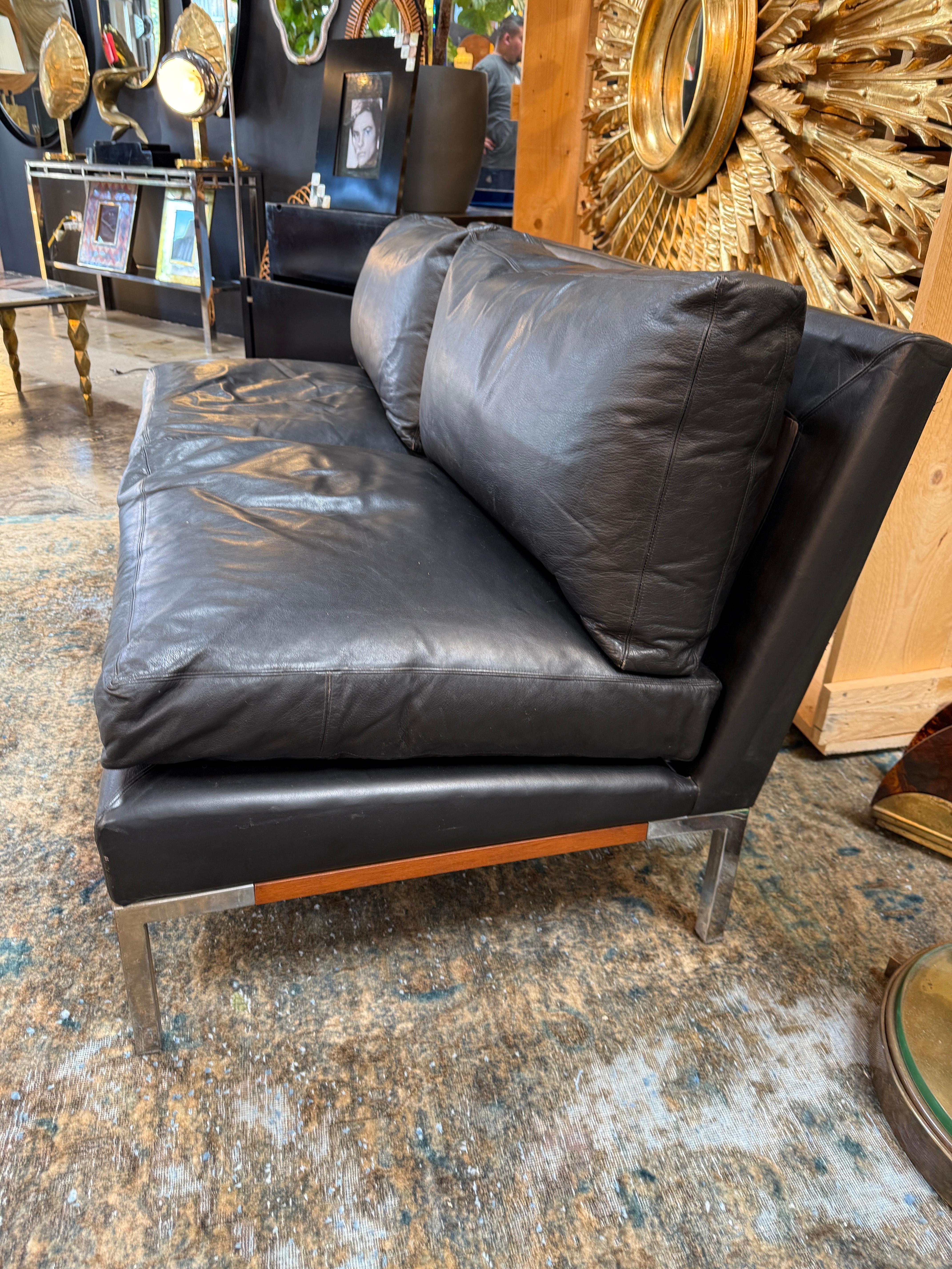 Sofa von Pizzetti, Set - Sofa und zwei Sessel aus Leder. Italien 70er Jahre im Zustand „Gut“ im Angebot in Los Angeles, CA