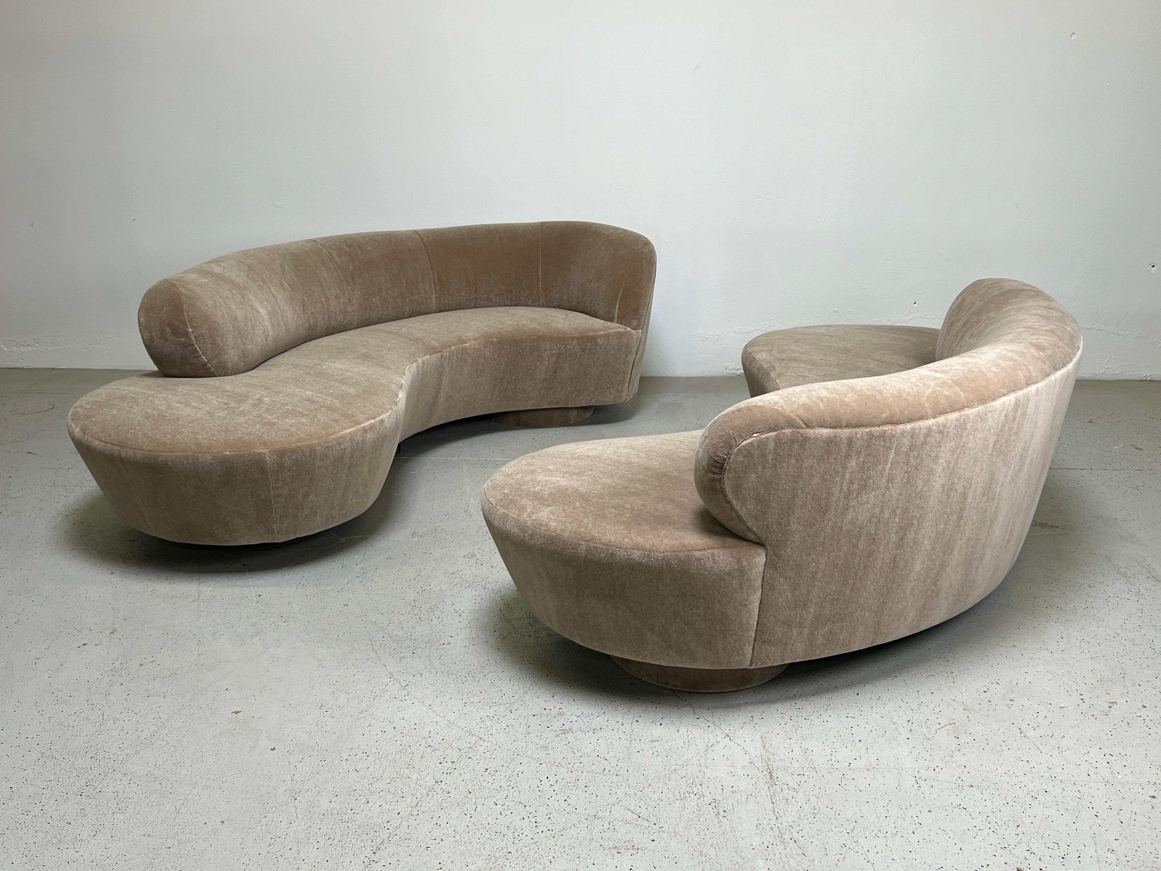 Sofa by Vladimir Kagan for Directional 7