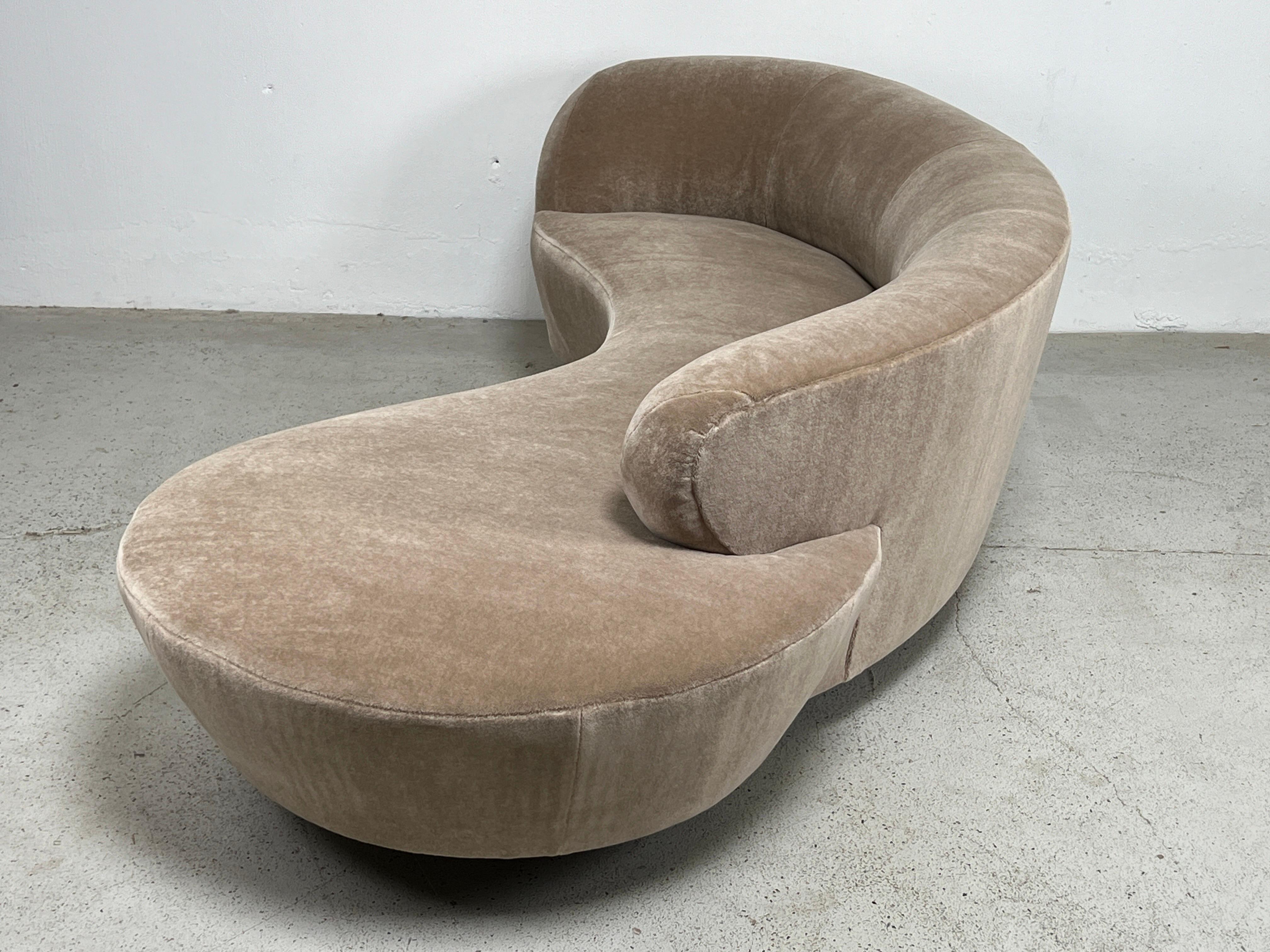 Sofa by Vladimir Kagan for Directional 9