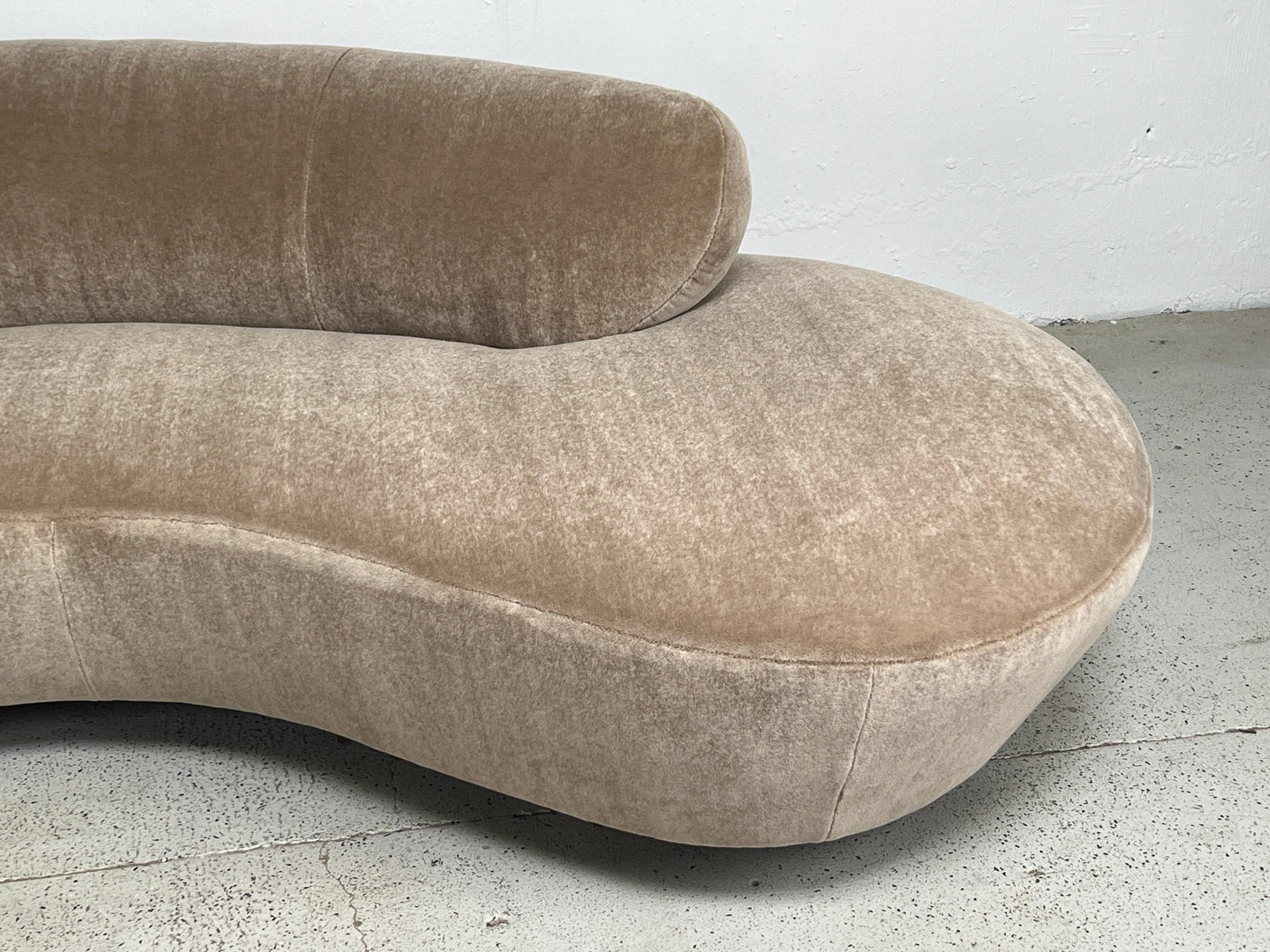 Sofa by Vladimir Kagan for Directional In Good Condition In Dallas, TX