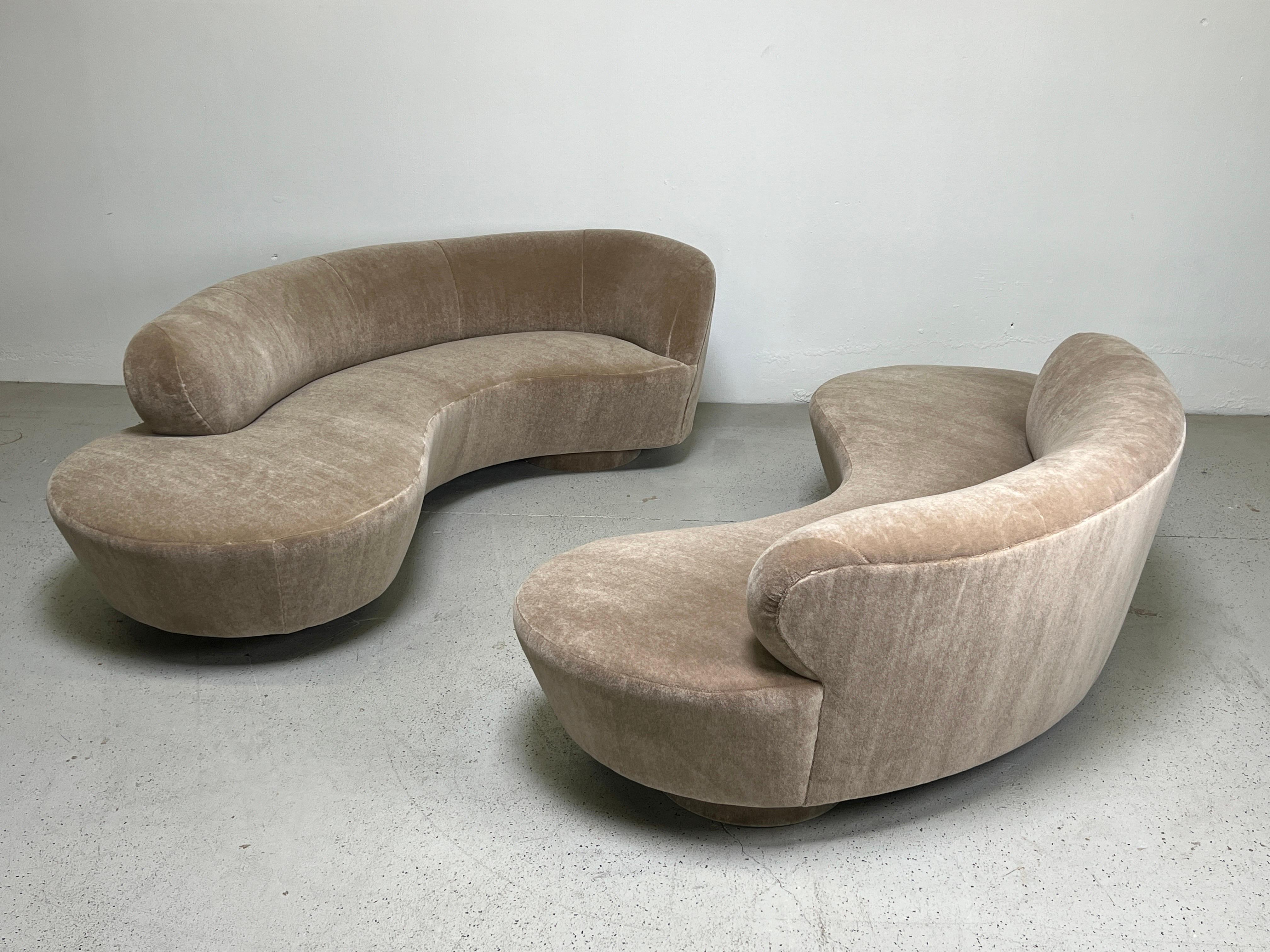 Sofa by Vladimir Kagan for Directional 3