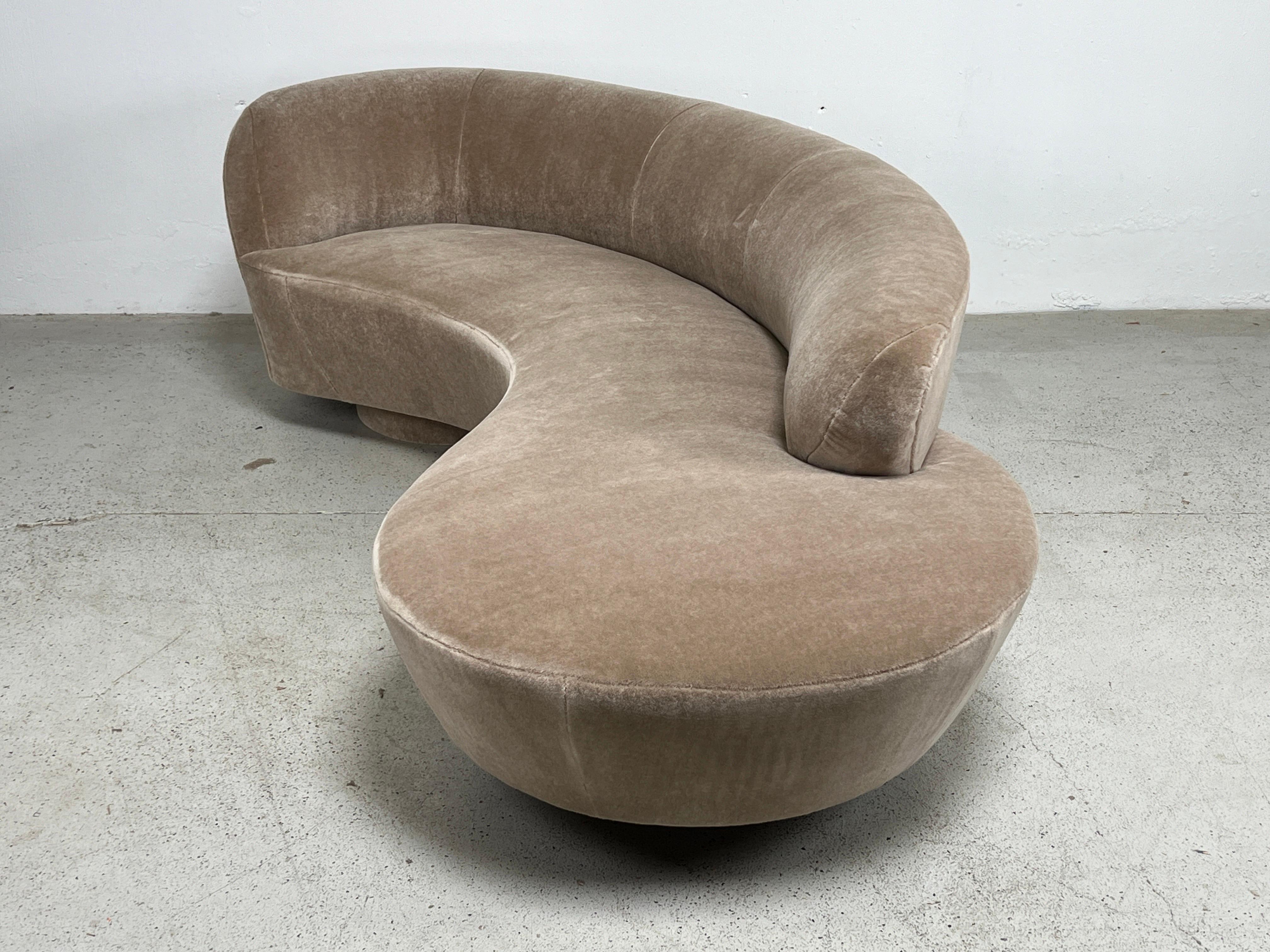 Sofa by Vladimir Kagan for Directional 4
