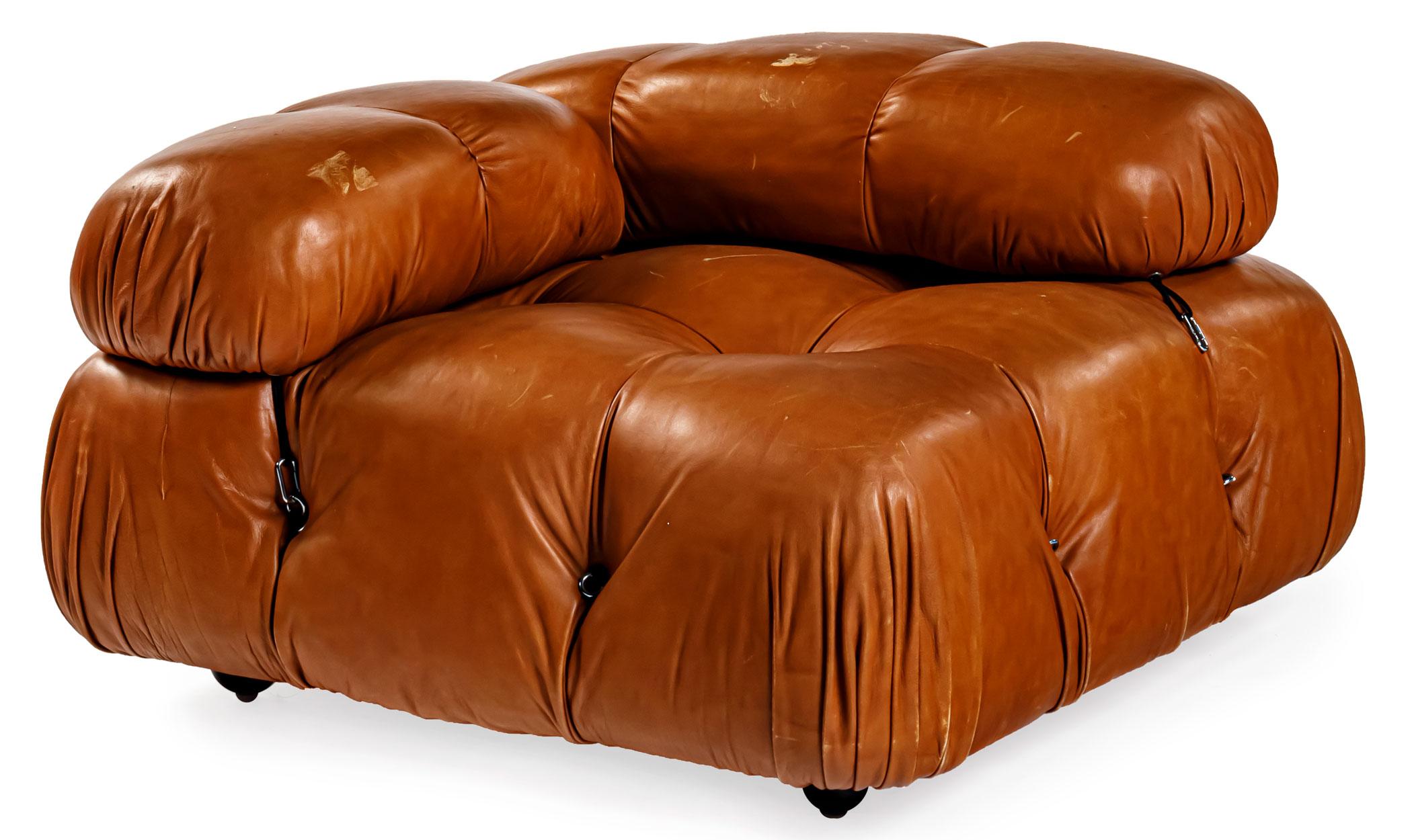 Vintage Camaleonda Sectional in cognac brown leather designed by Mario Bellini for B&B Italia -1971
The sofa remains in its original condition with visible wear consistent with age, no restorations have been made. Includes three modules.