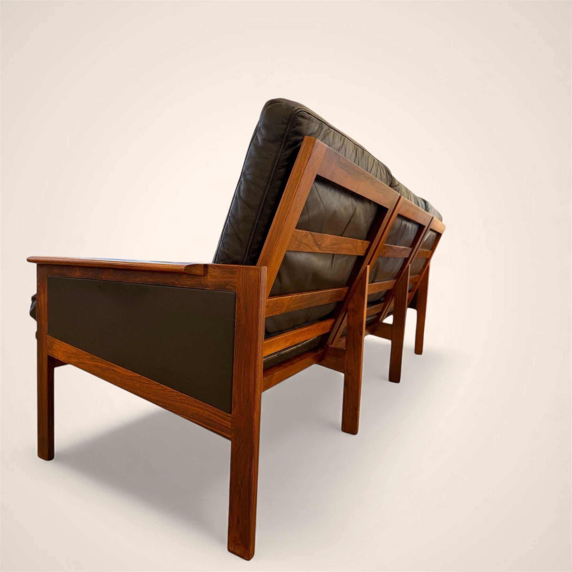 Sofa Capella 3 places par Illum Wikkelso en Bueno estado para la venta en PARIS, FR