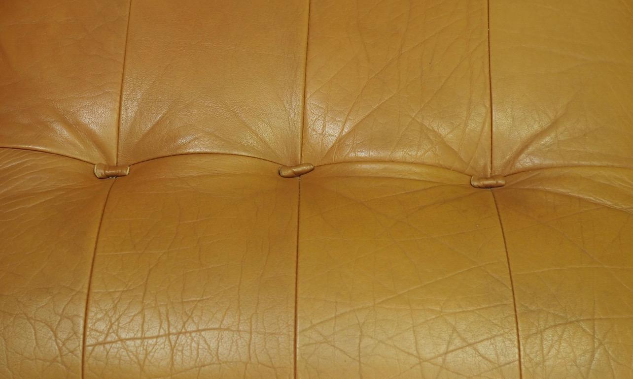 Sofa Classic Leather Danish Design Midcentury 5