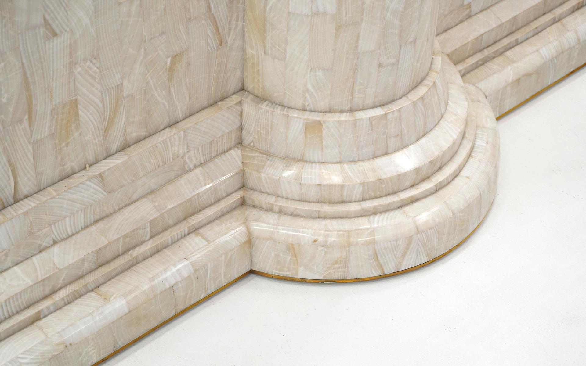 Sofa / Console Table in Tessellated Travertine with a Glass Top In Good Condition In Kansas City, MO