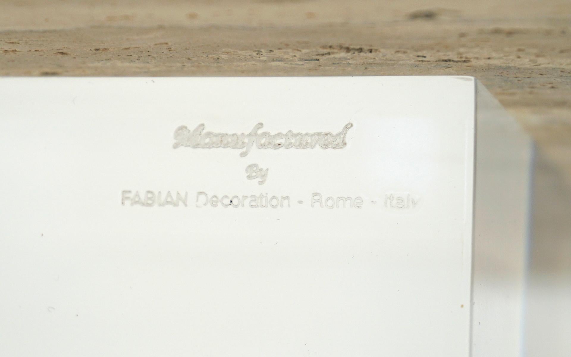 Sofa-/Konsolentisch aus Travertin und Acryl von Fabian Decoration, Rom, Ital  im Angebot 2