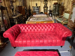 Sofa / Couch Chesterfield Luxus Barock Design Samt Rot Alcantara Look