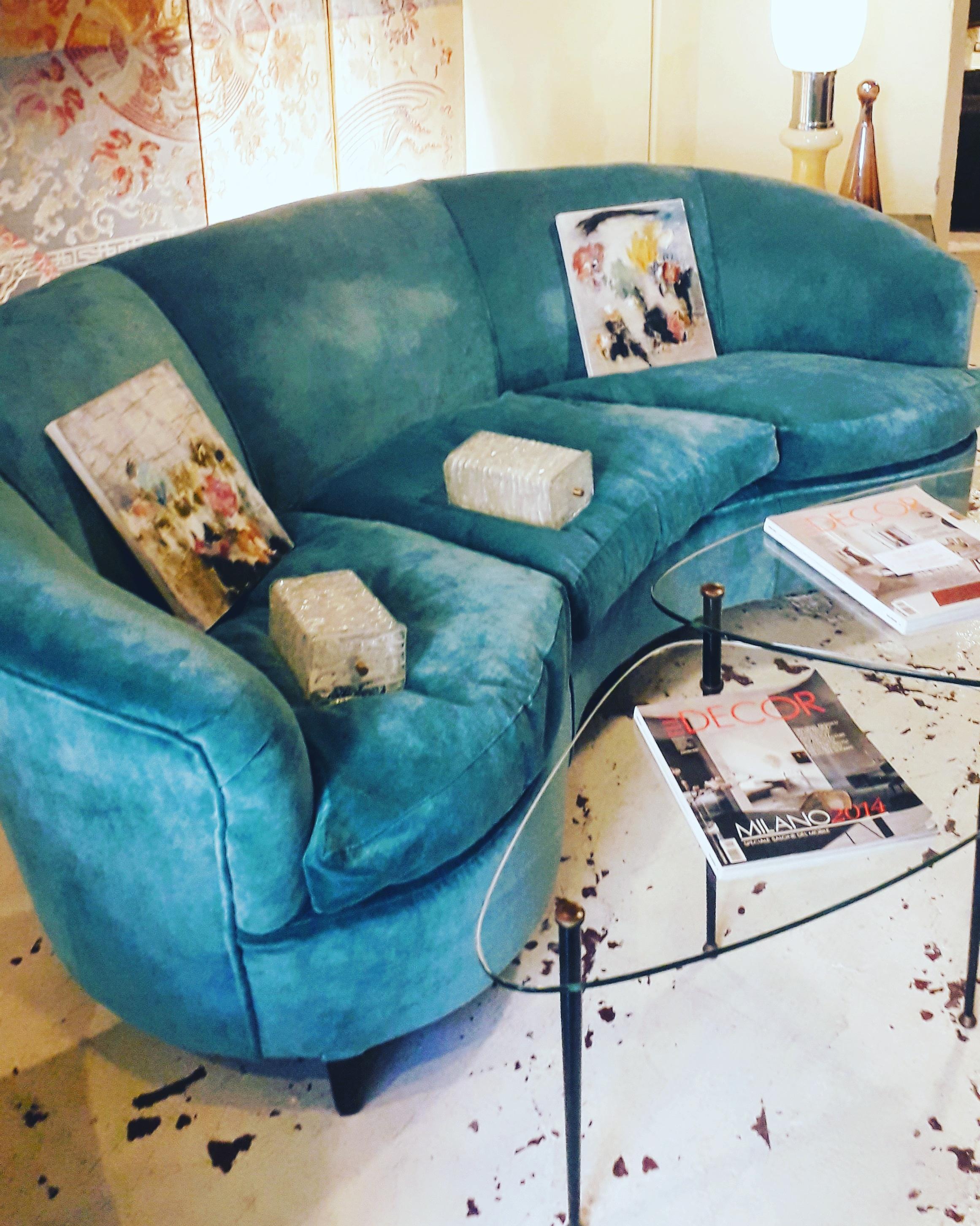 Sofa geschwungener Samt Blu Tiffany:: Mid-Century Modern Atelier O.Borsani (Italienisch)