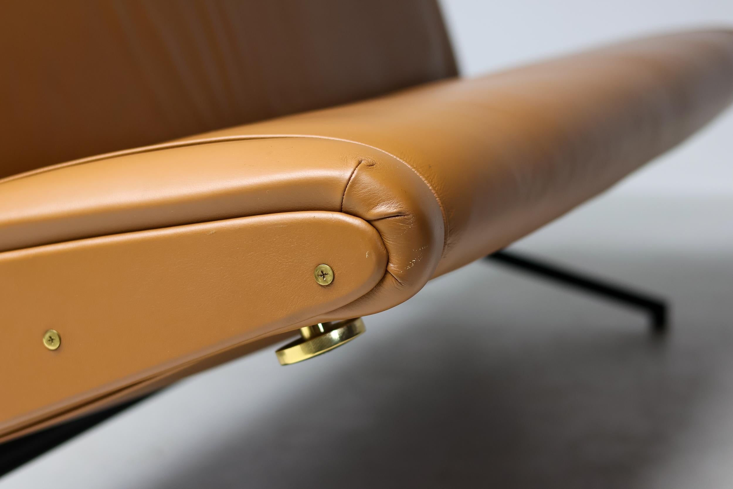 Sofa D70 aus Cuoio-Leder von Osvaldo Borsani für Tecno im Zustand „Gut“ im Angebot in Dronten, NL