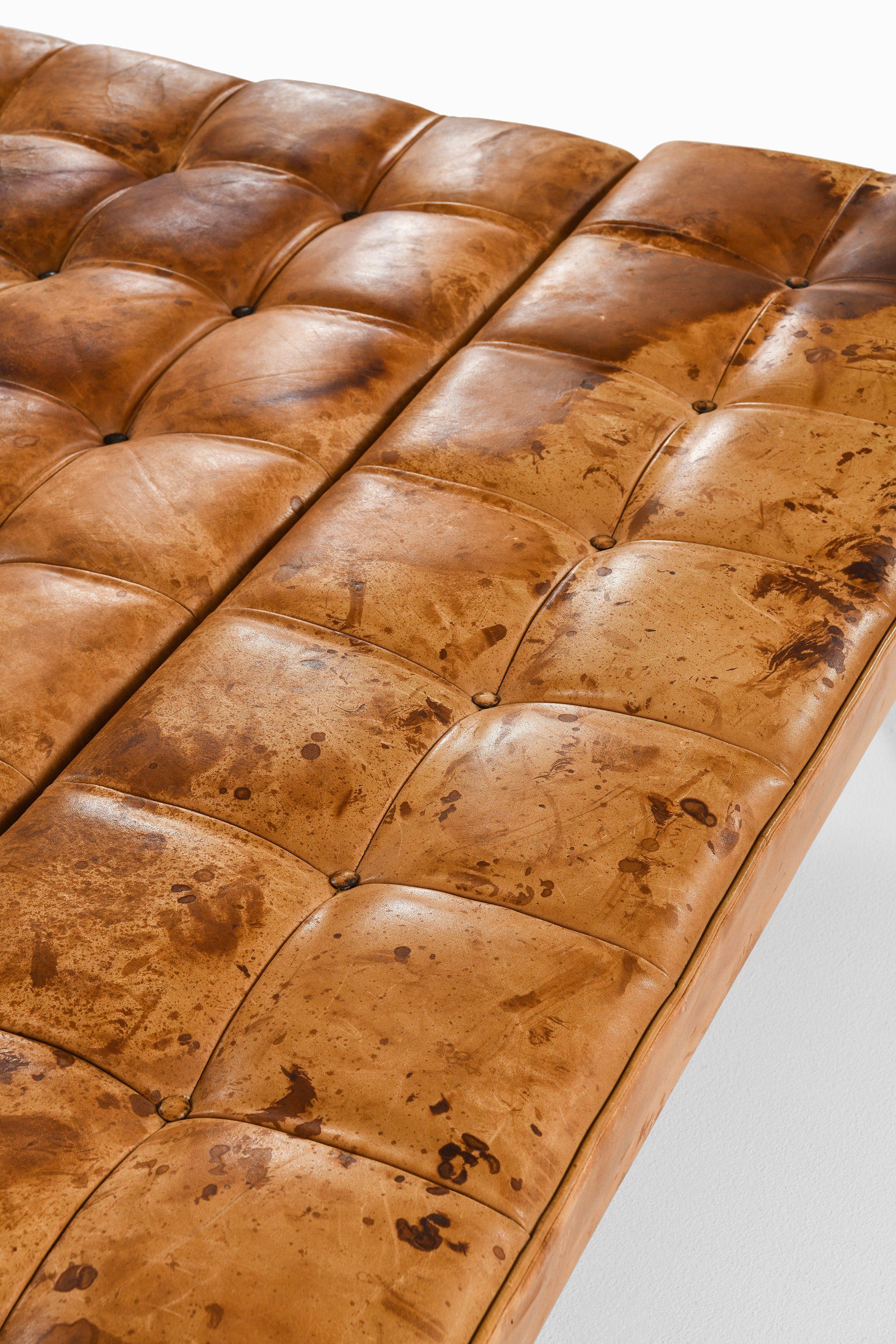 Sofa / Daybed Constanzebank in Teak, Steel and Leather by Johannes Spalt, 1960's For Sale 4