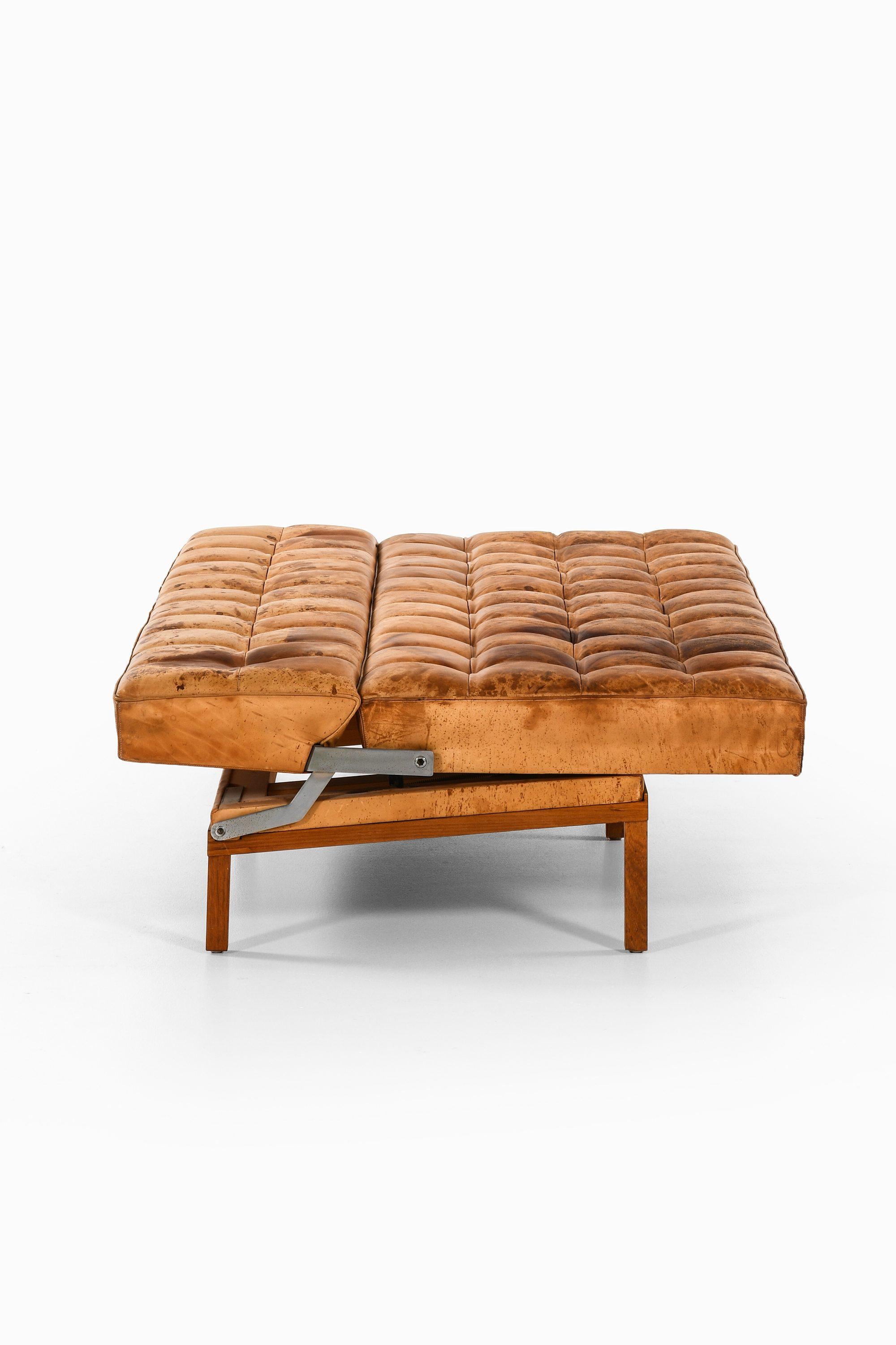 German Sofa / Daybed Constanzebank in Teak, Steel and Leather by Johannes Spalt, 1960's For Sale