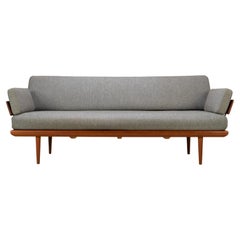 Sofa / Daybed "Minerva" by Peter Hvidt & Orla Molgaard Nielsen France & Søn, 60s