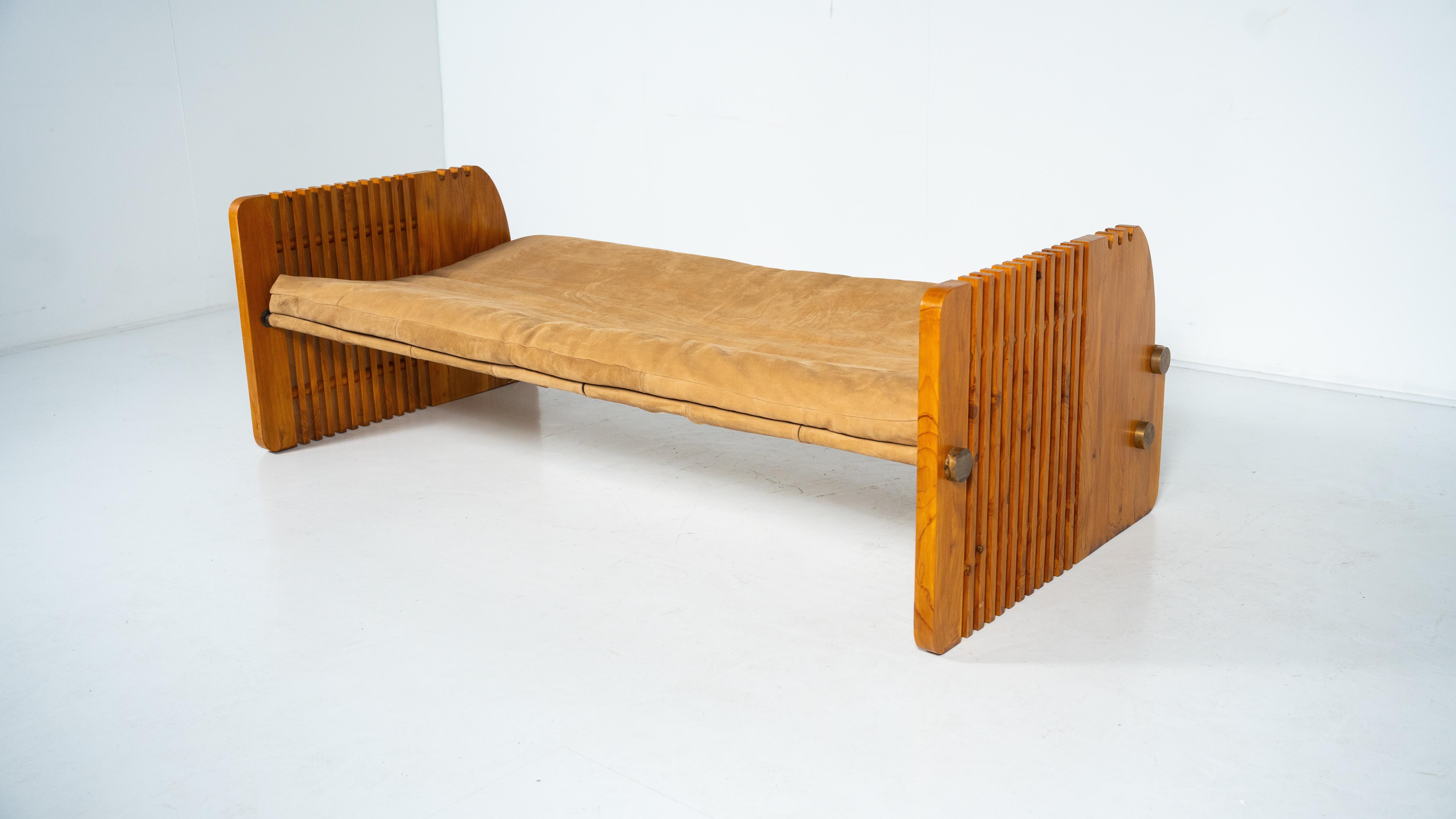 Sofá/Cama Piglet by Marzio Cecchi, Italia, 1970s

Esta pieza, a menudo conocida como el sofá cama 