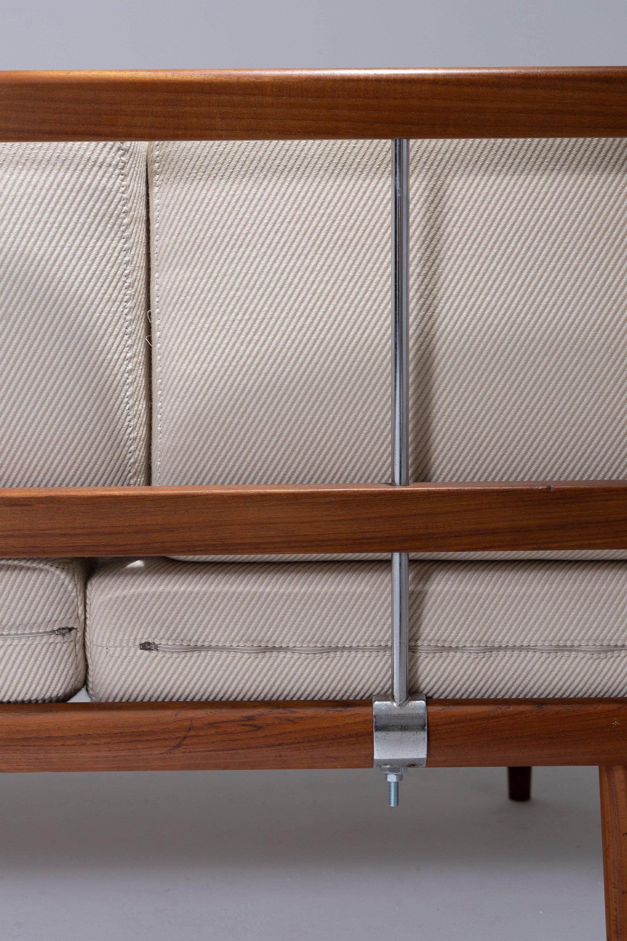 Sofa “FD417 Minerva” Peter Hvidt & Orla Molgaard-Nielsen 10