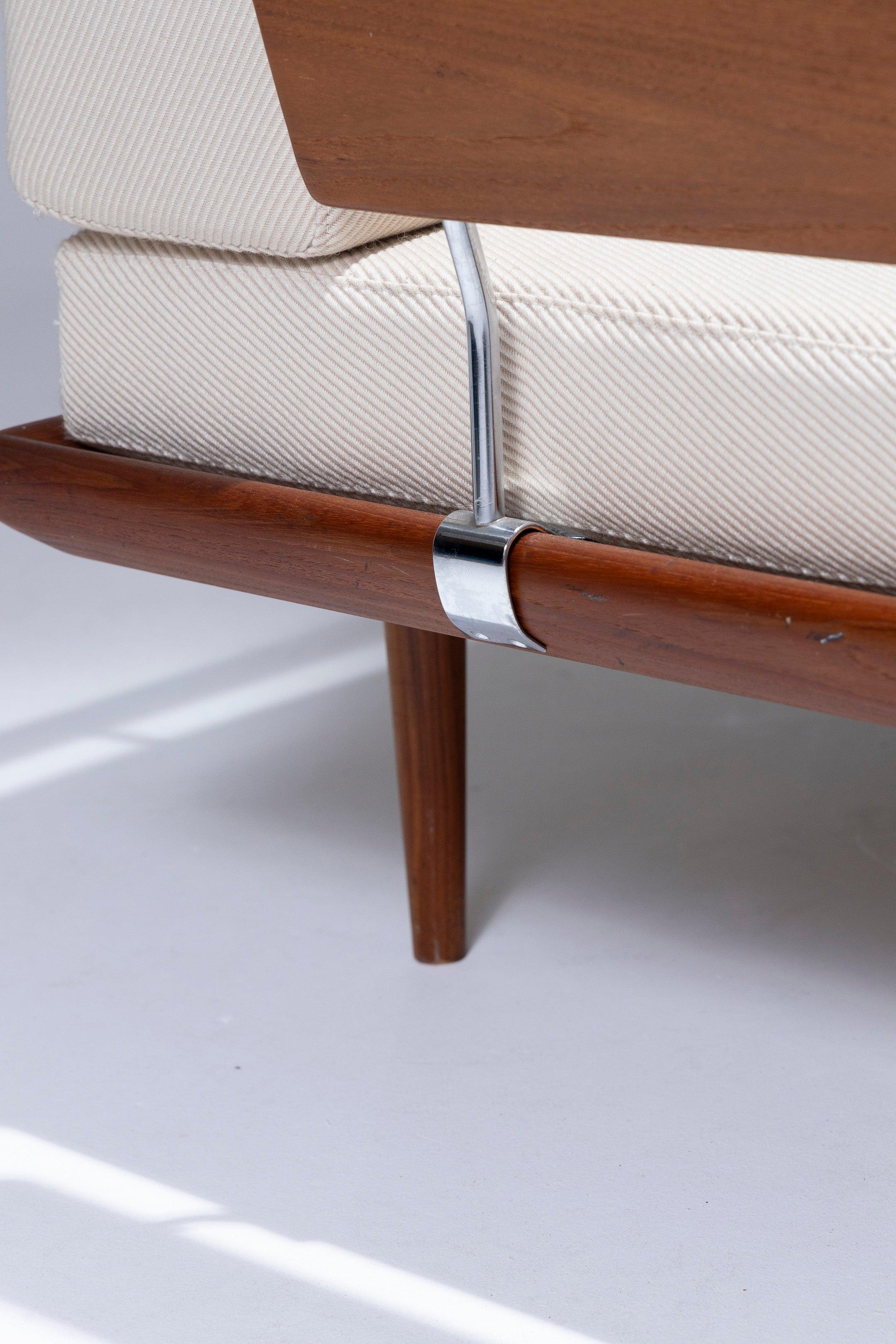Sofa “FD417 Minerva” Peter Hvidt & Orla Molgaard-Nielsen 11