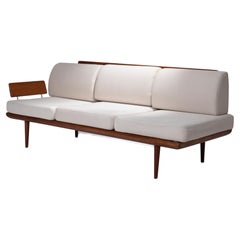 Sofa “FD417 Minerva” Peter Hvidt & Orla Molgaard-Nielsen