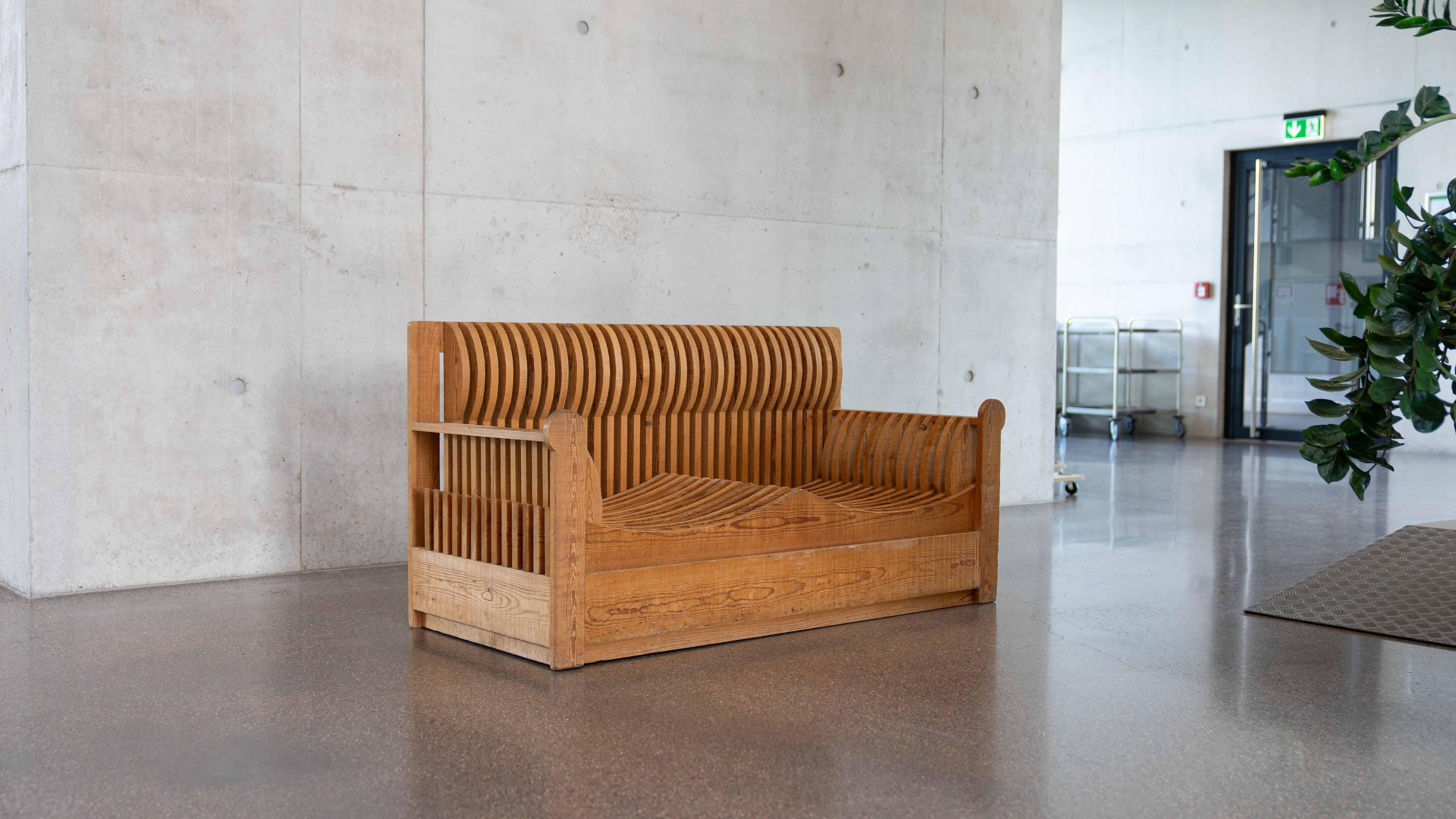 Mid-Century Modern Sofa de la série Mobili nella Valle de Mario Ceroli pour Poltronova en vente
