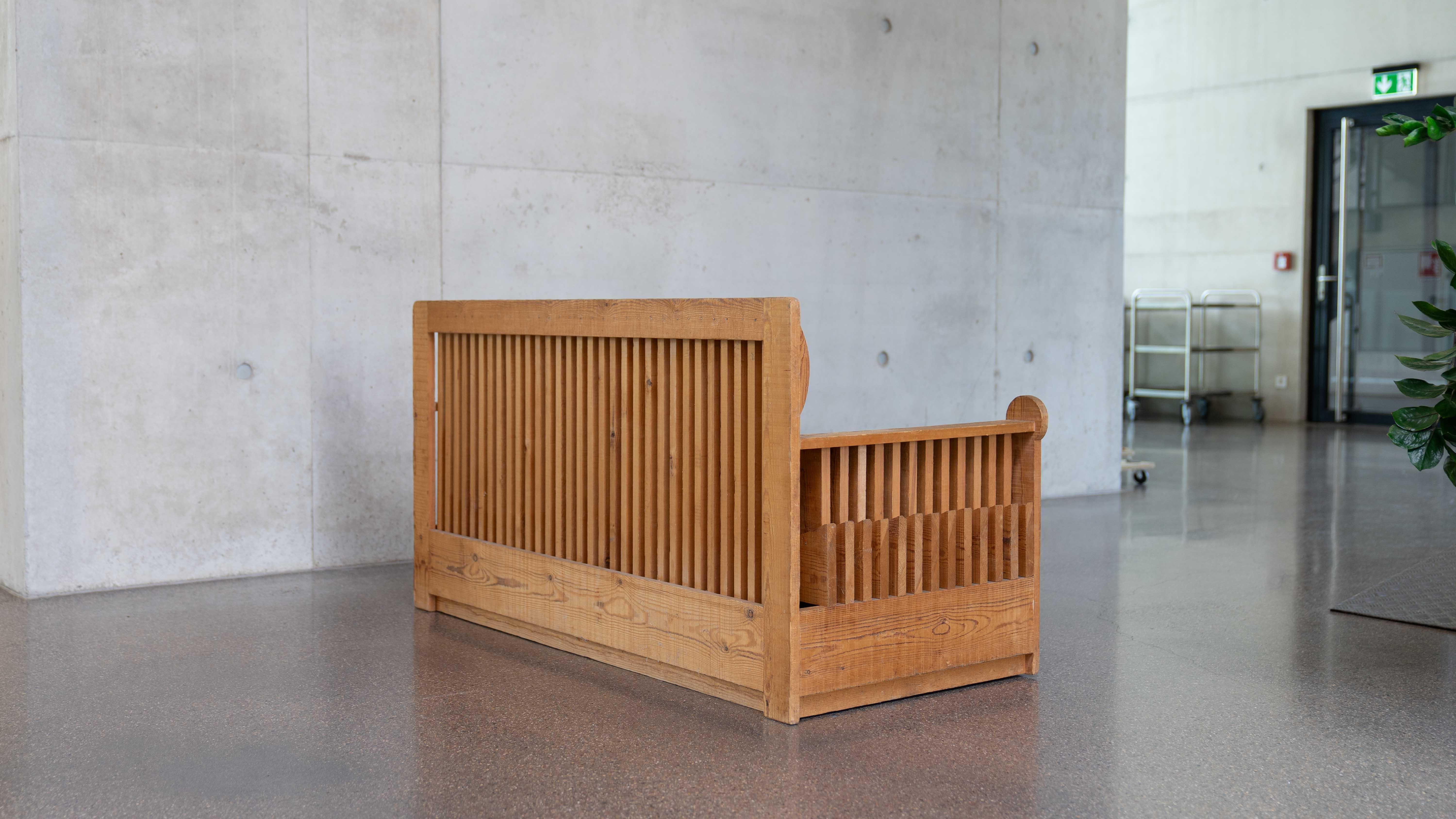Sofa de la série Mobili nella Valle de Mario Ceroli pour Poltronova en vente 2