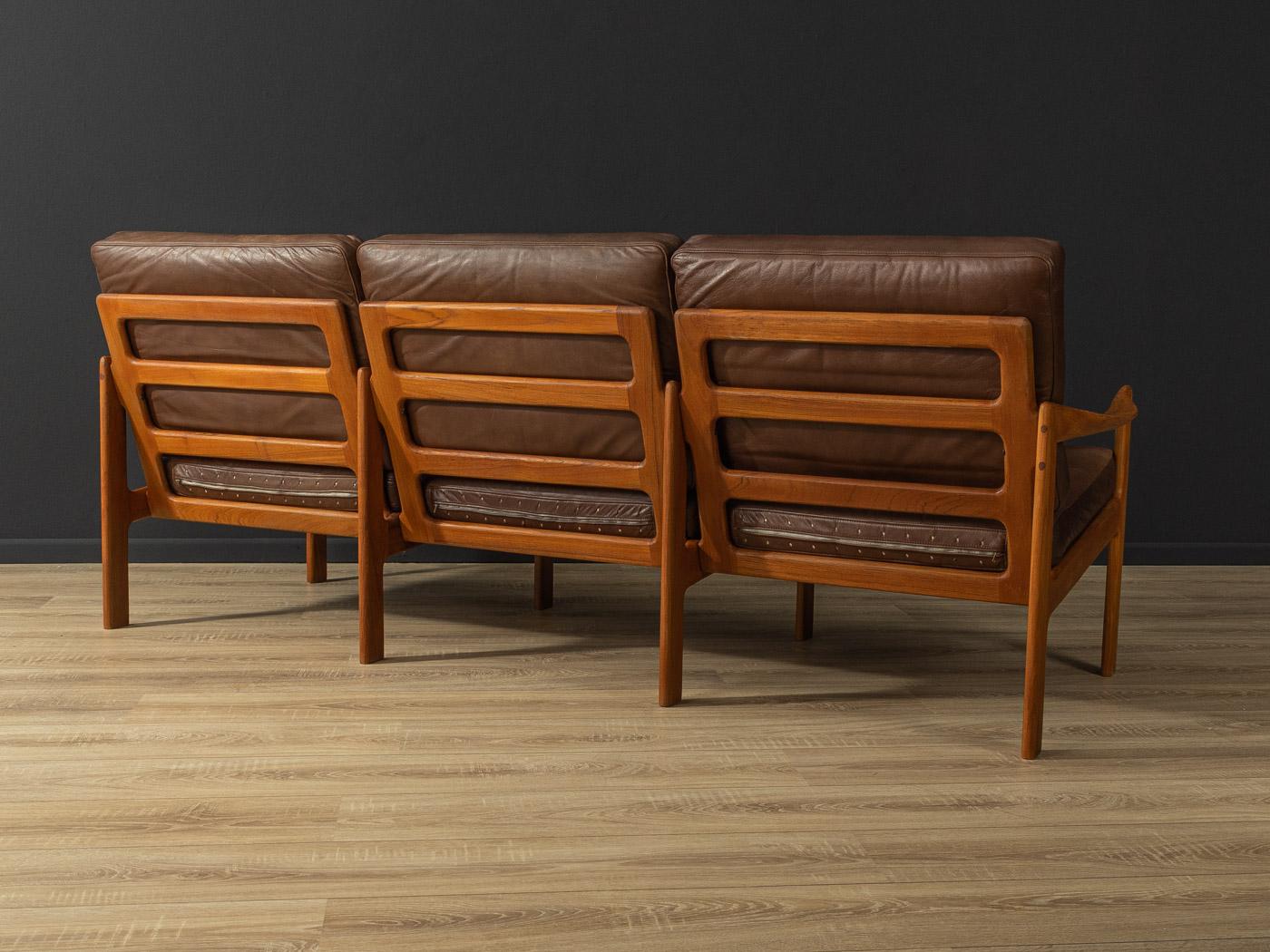Mid-Century Modern Sofa from the 1960s Designed by Illum Wikkelsø, Made in Denmark For Sale